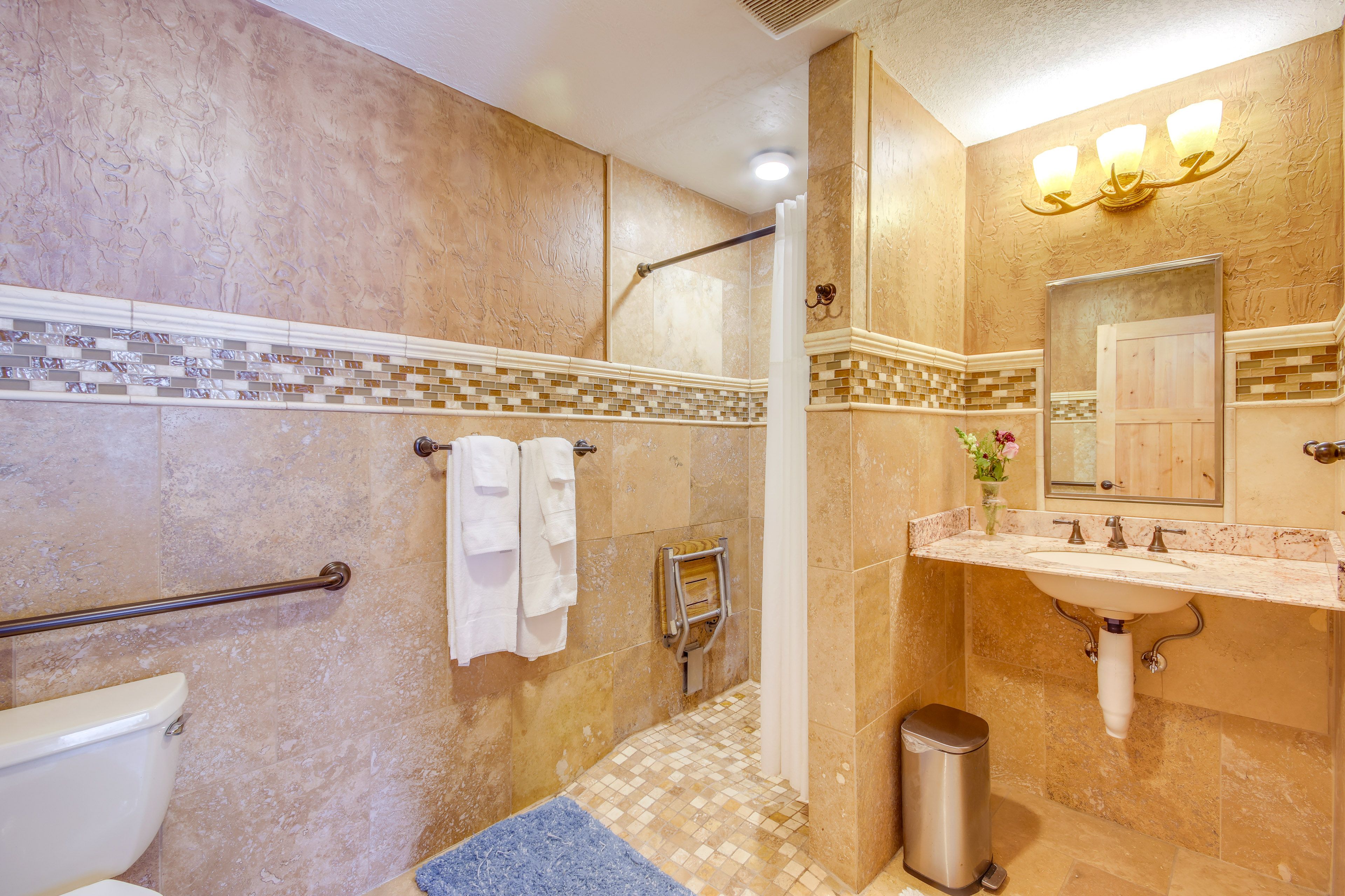 En-Suite Bathroom