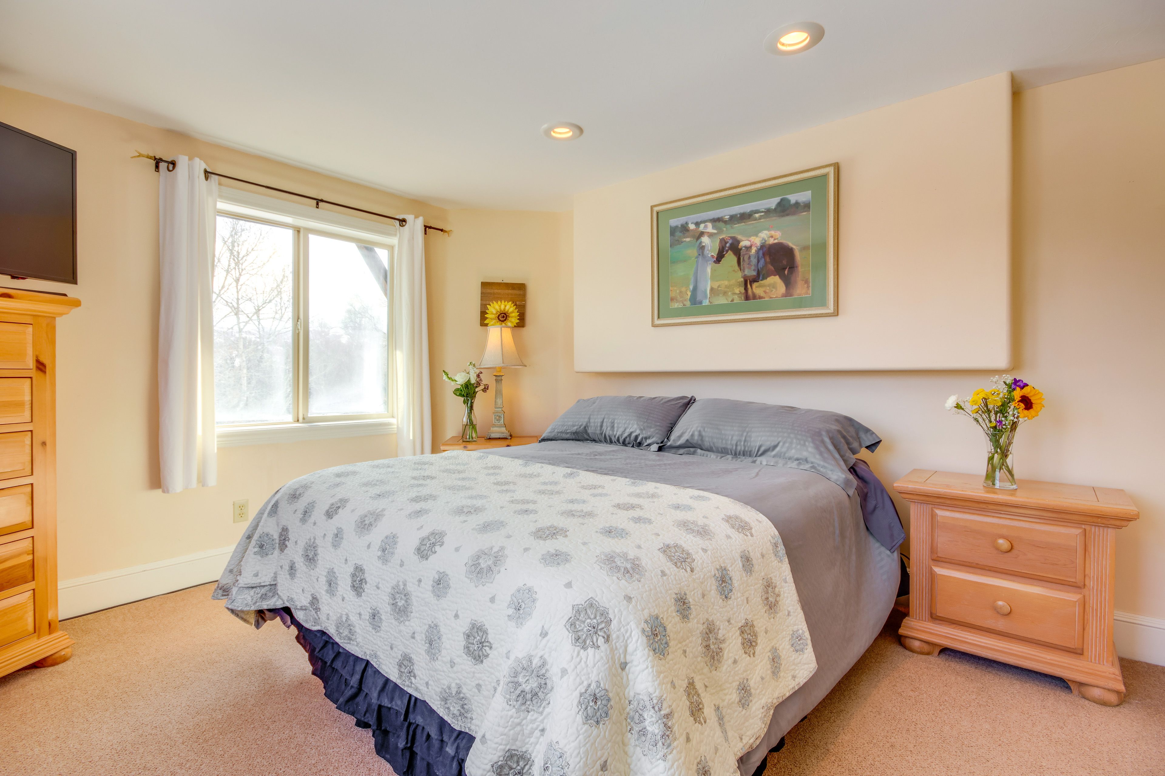 Bedroom 3 | Queen Bed | Twin/Full Bunk Bed | Smart TV