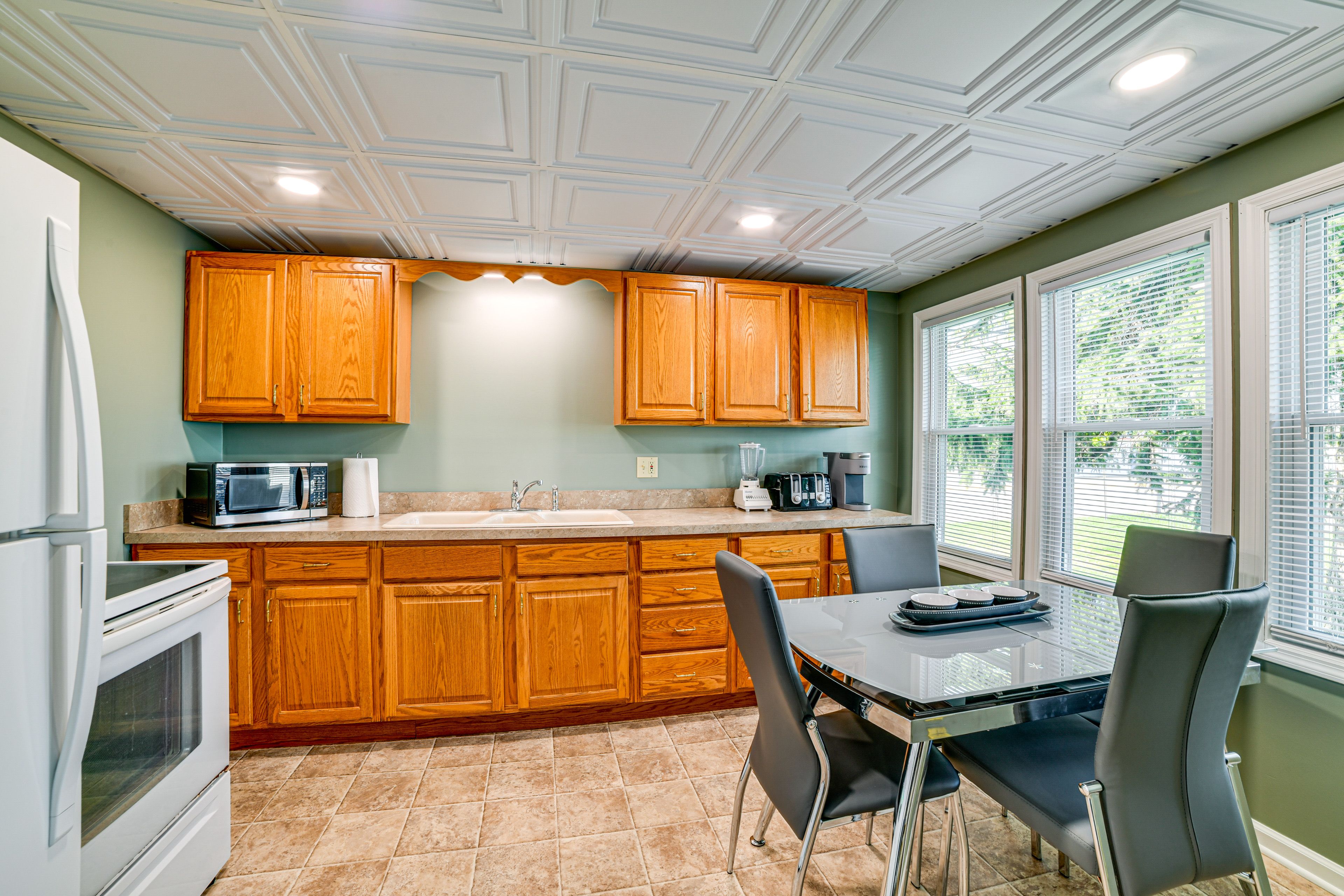 Kitchen | Keurig Coffee Maker