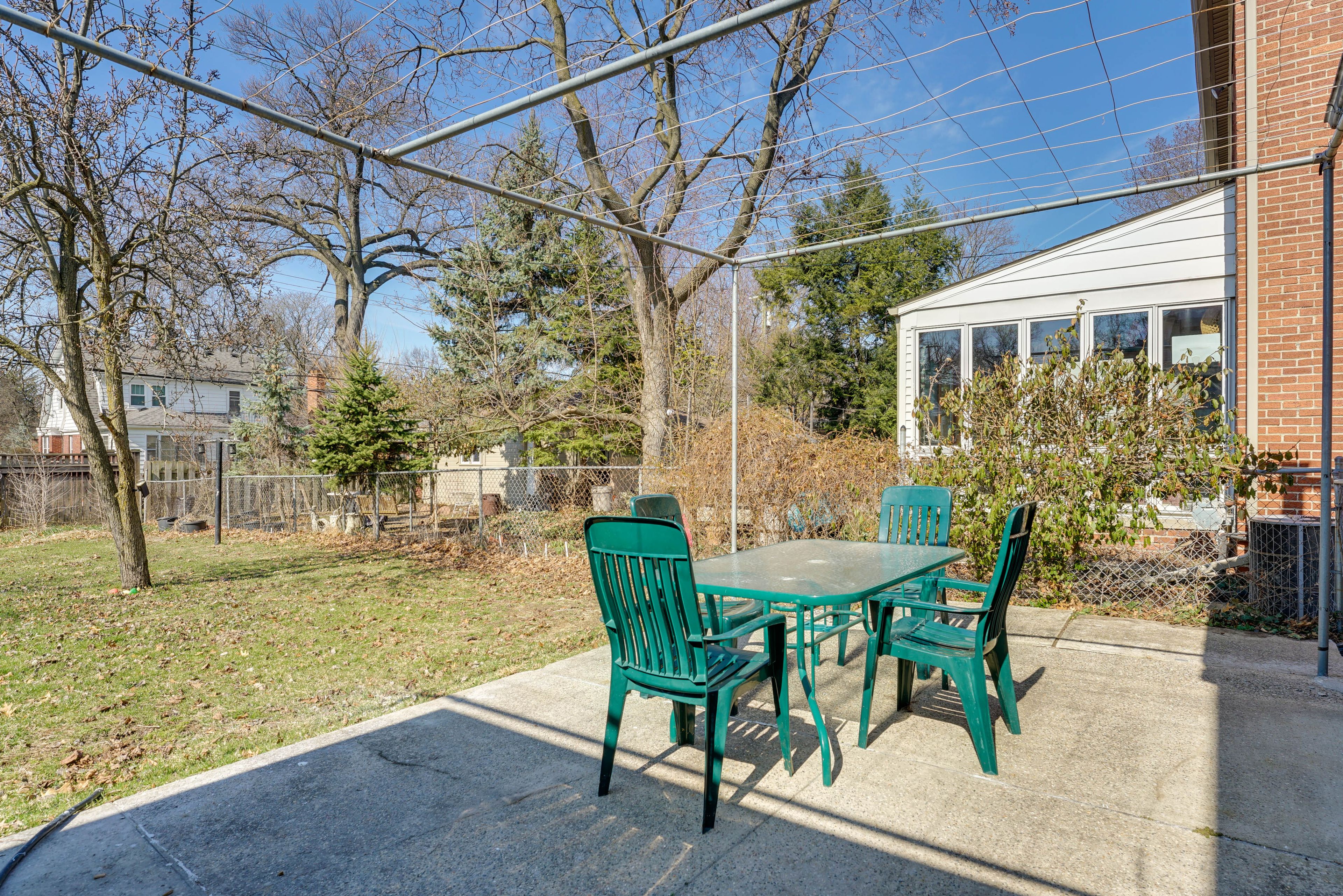 Patio | Gas Grill | Outdoor Dining Area