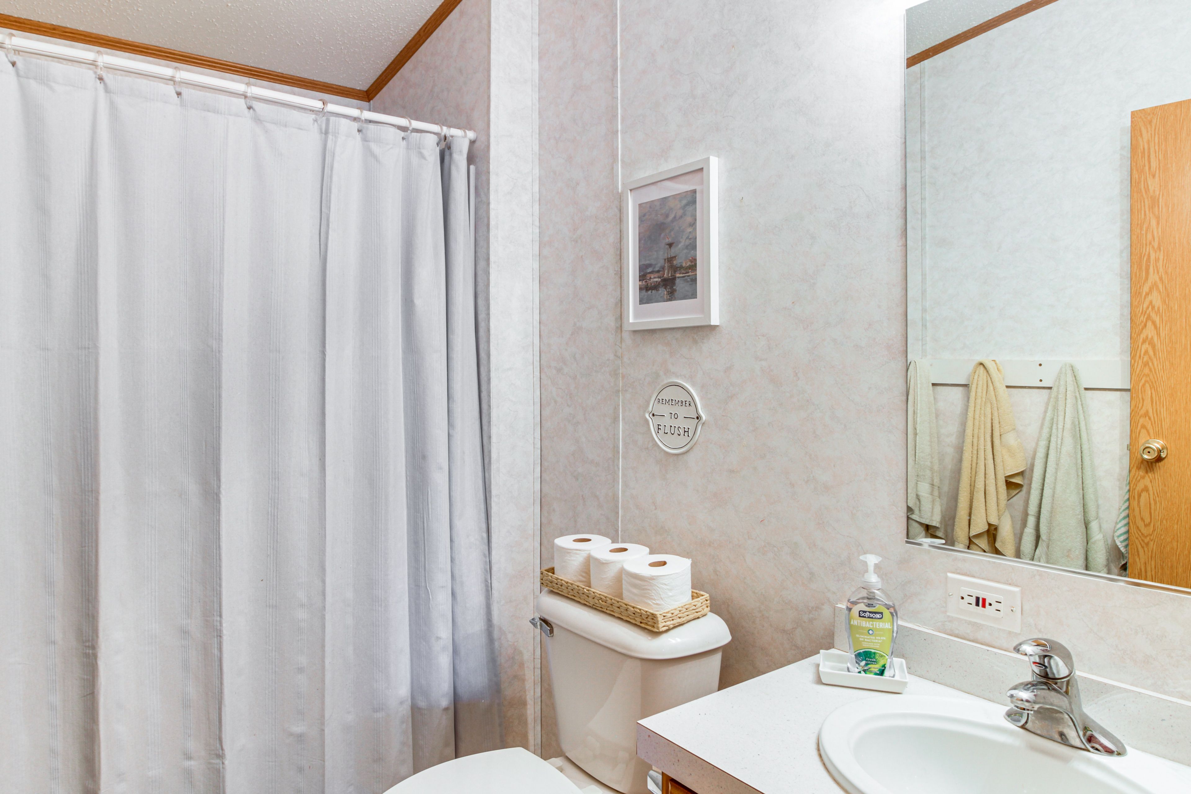 Full Bathroom