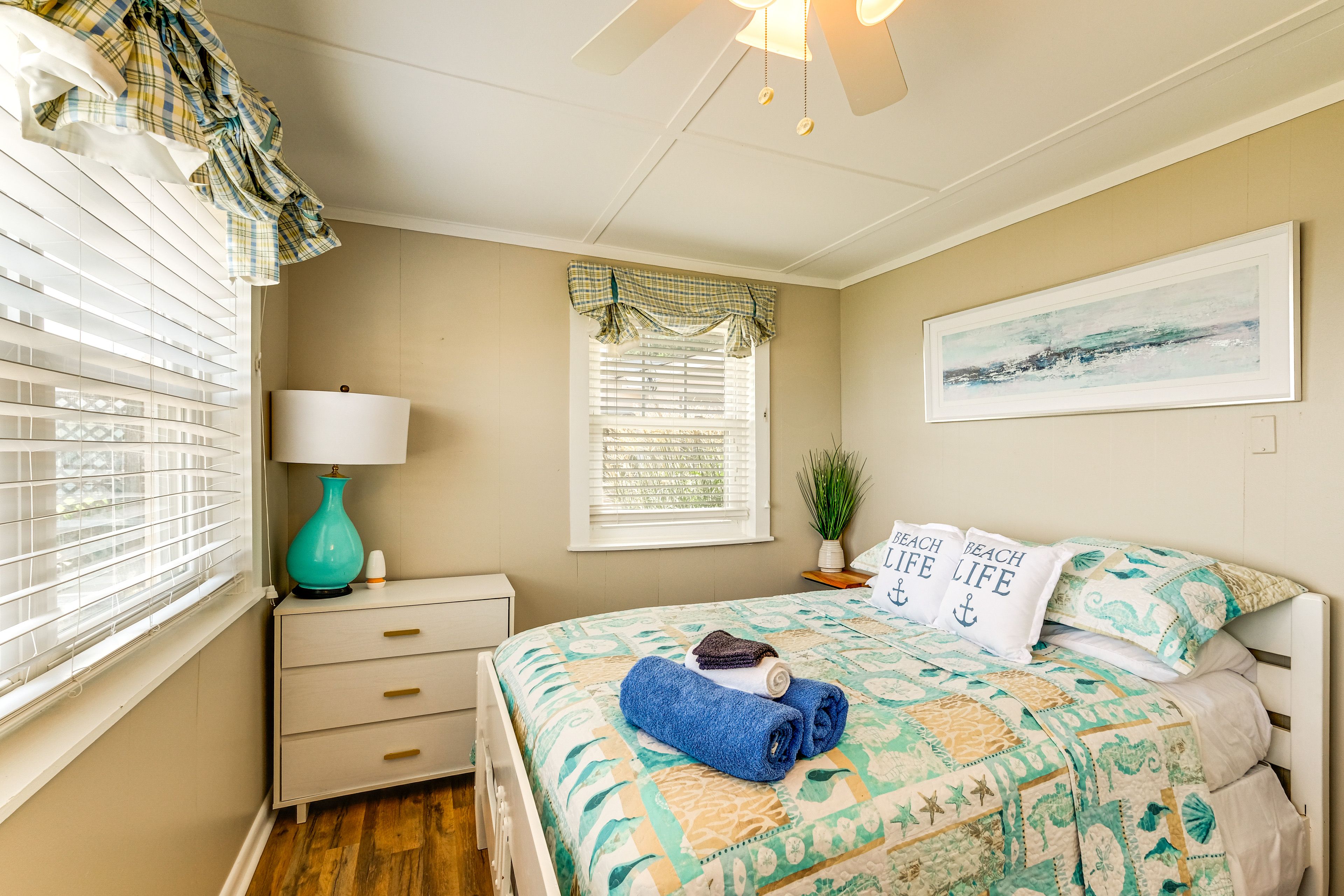 Bedroom 1 | Queen Bed | Linens Provided