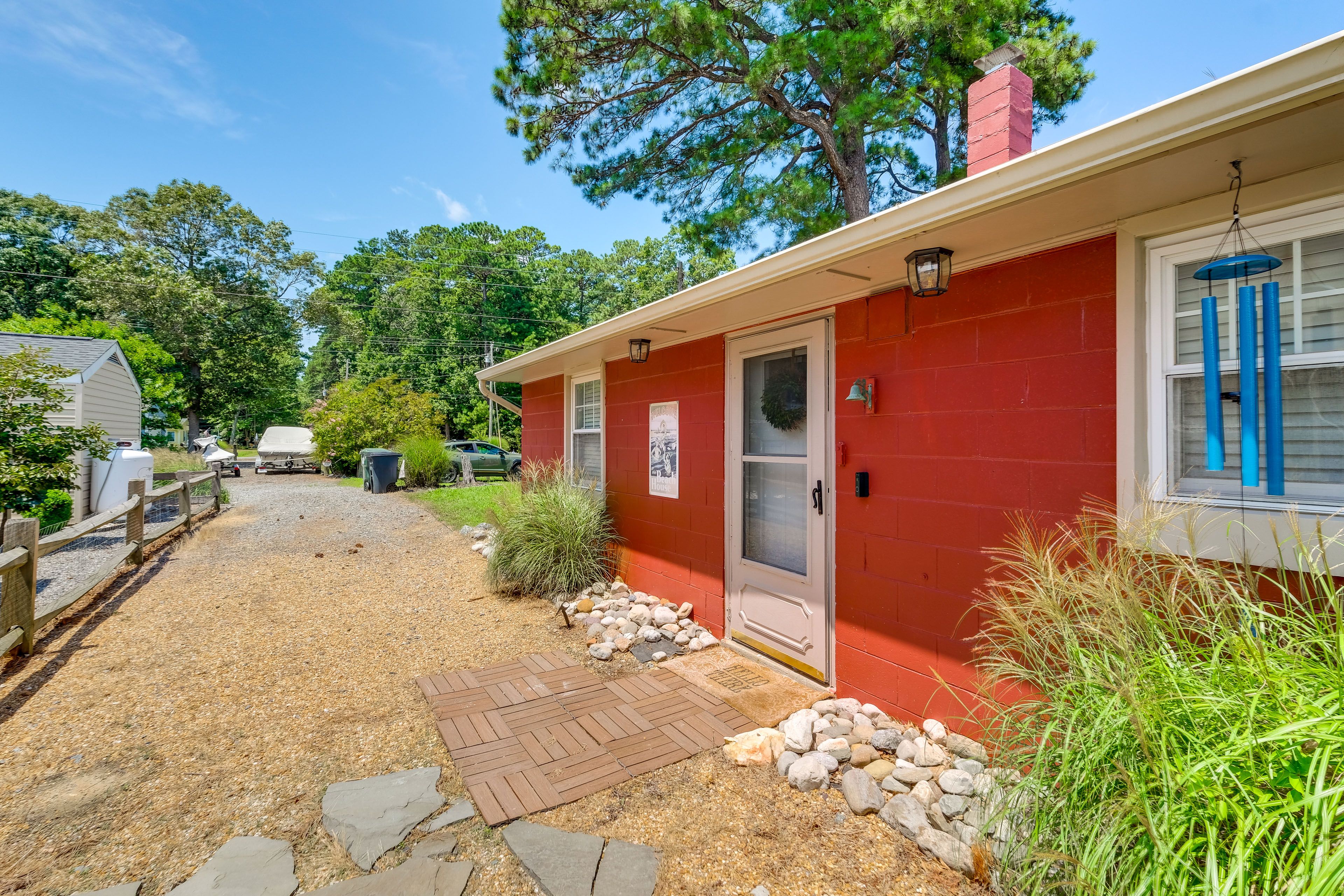 Parking | Driveway (2 Vehicles)