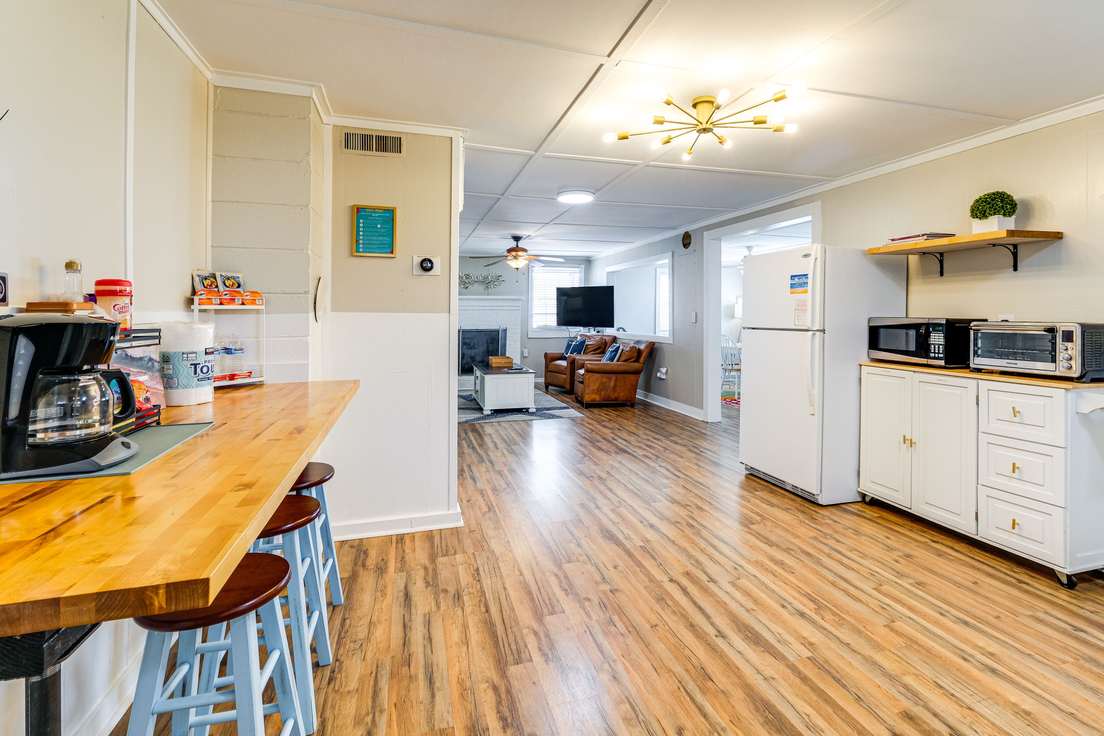 Bar w/ Seating | Drip Coffee Maker