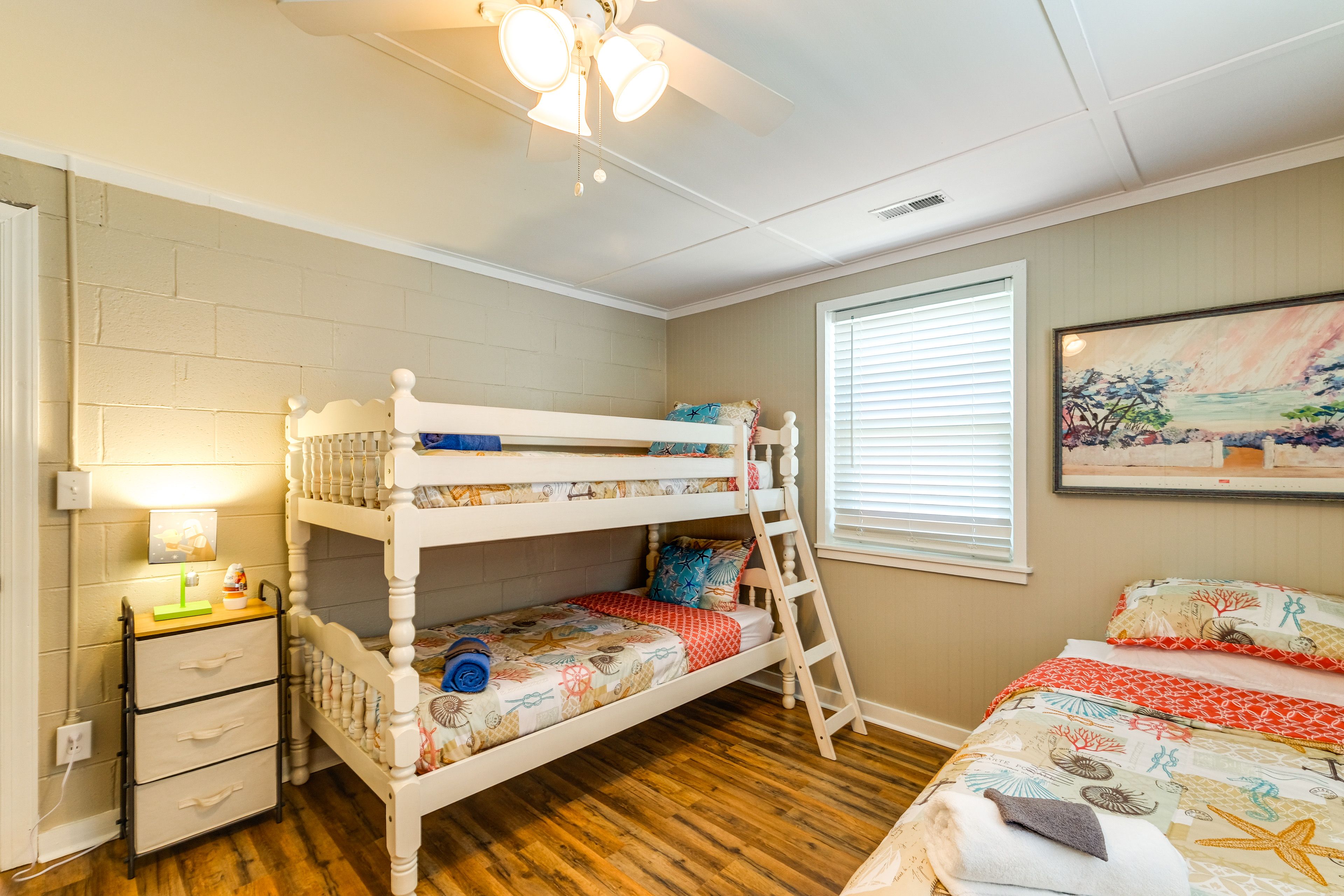 Bedroom 3 | Twin Bunk Bed | Twin Bed