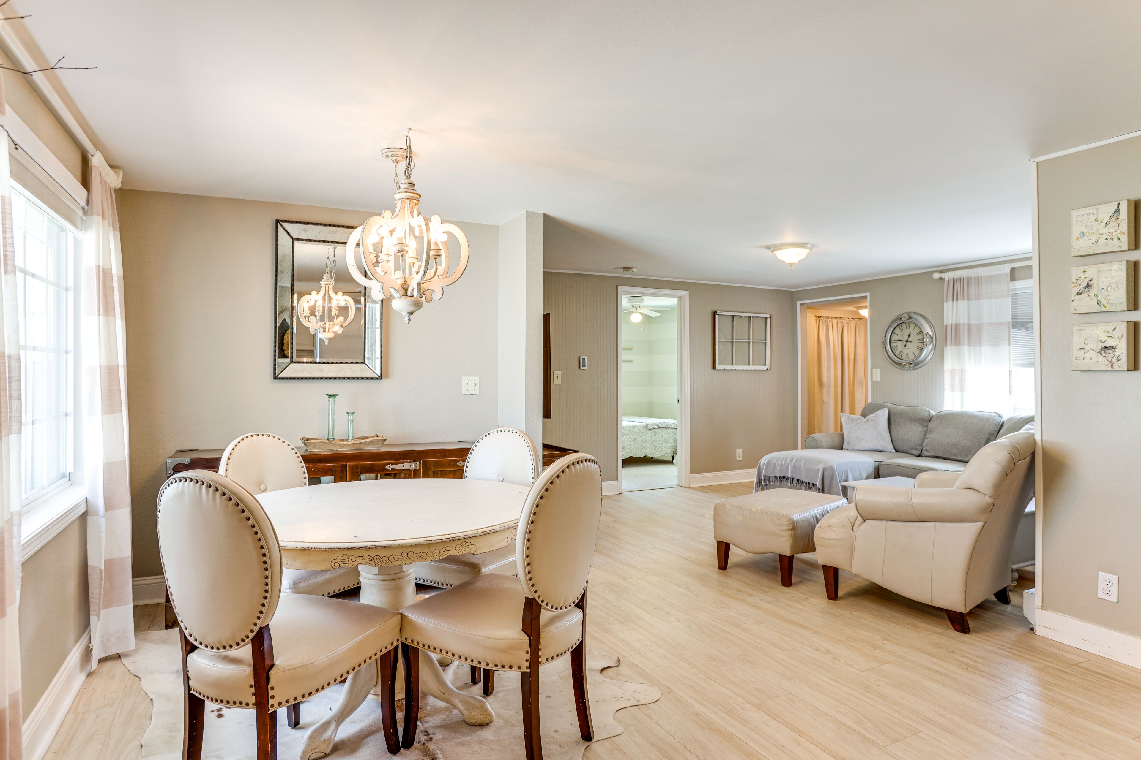 Dining Area | Dining Table | Dishware/Flatware