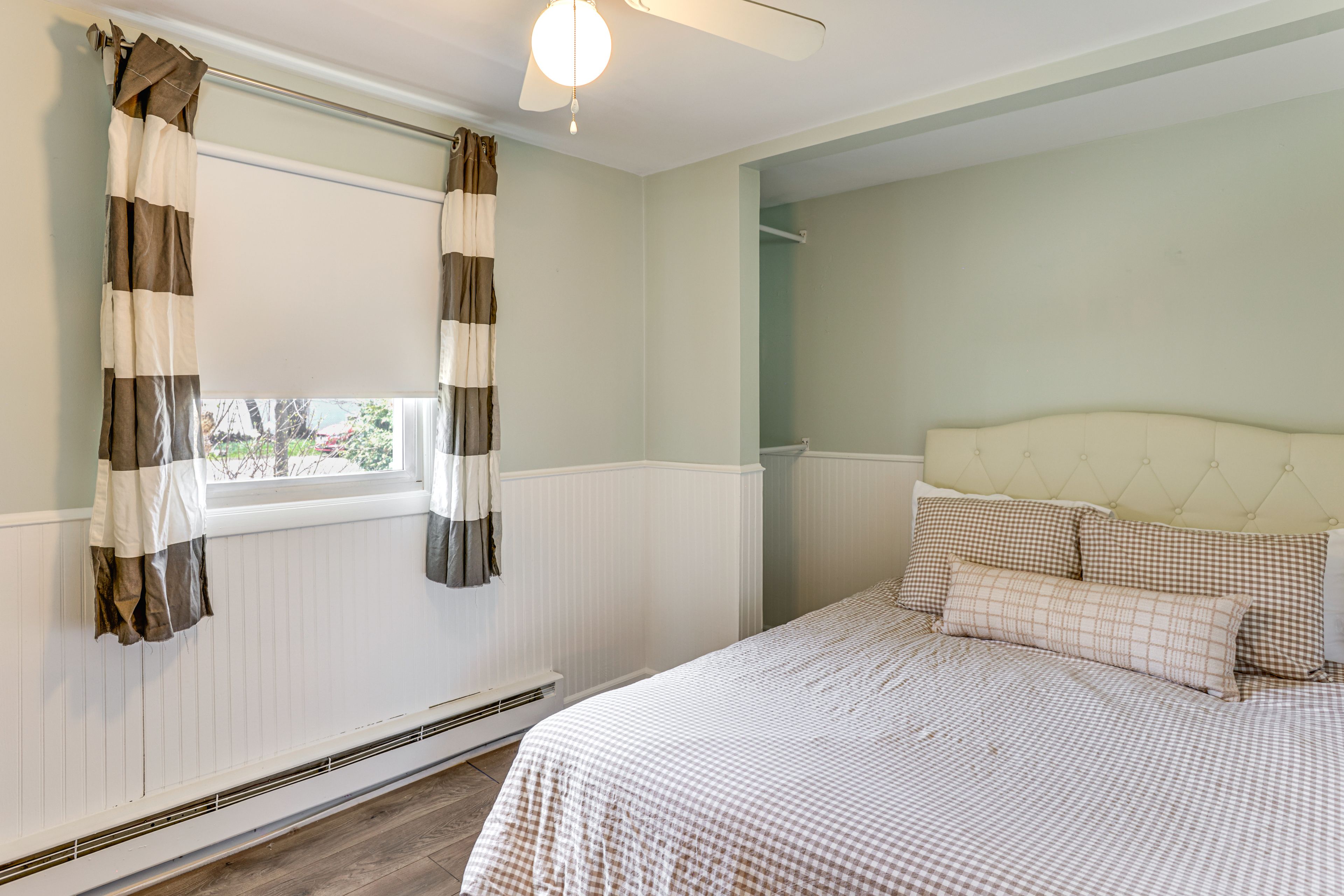 Bedroom 1 | Queen Bed | Linens Provided