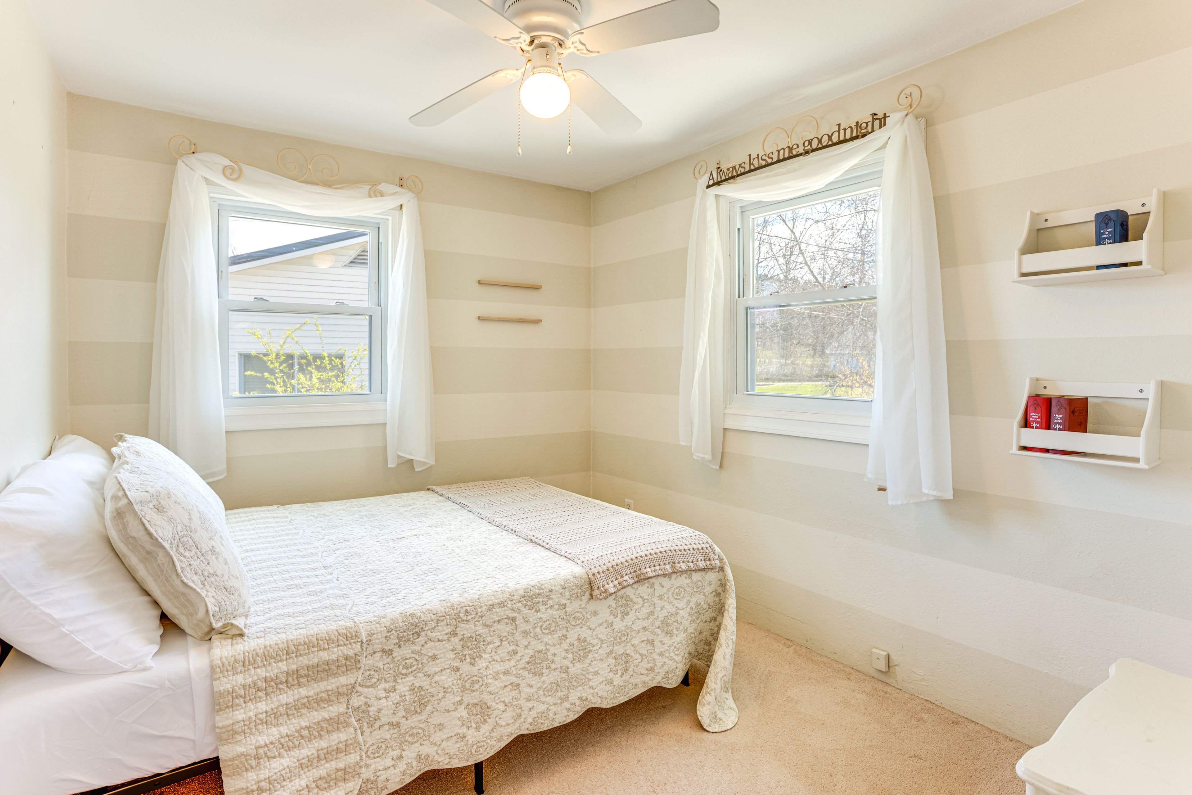 Bedroom 2 | Full Bed | Ceiling Fan
