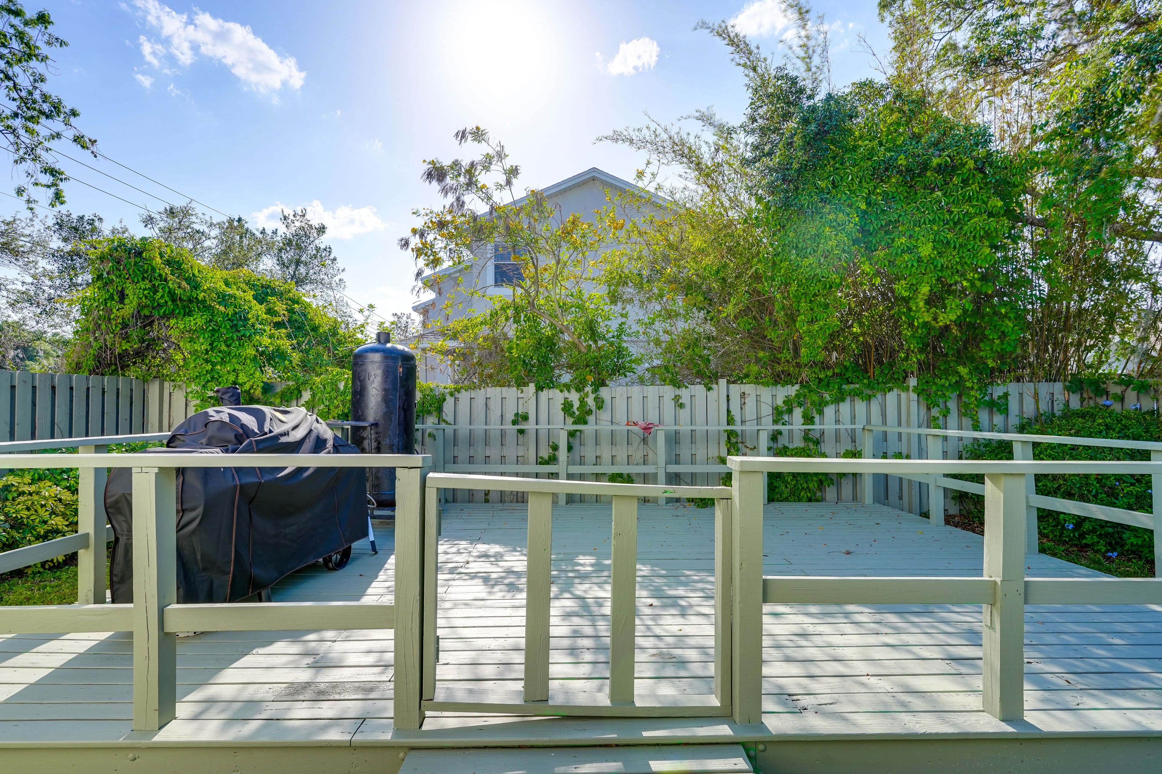Private Deck