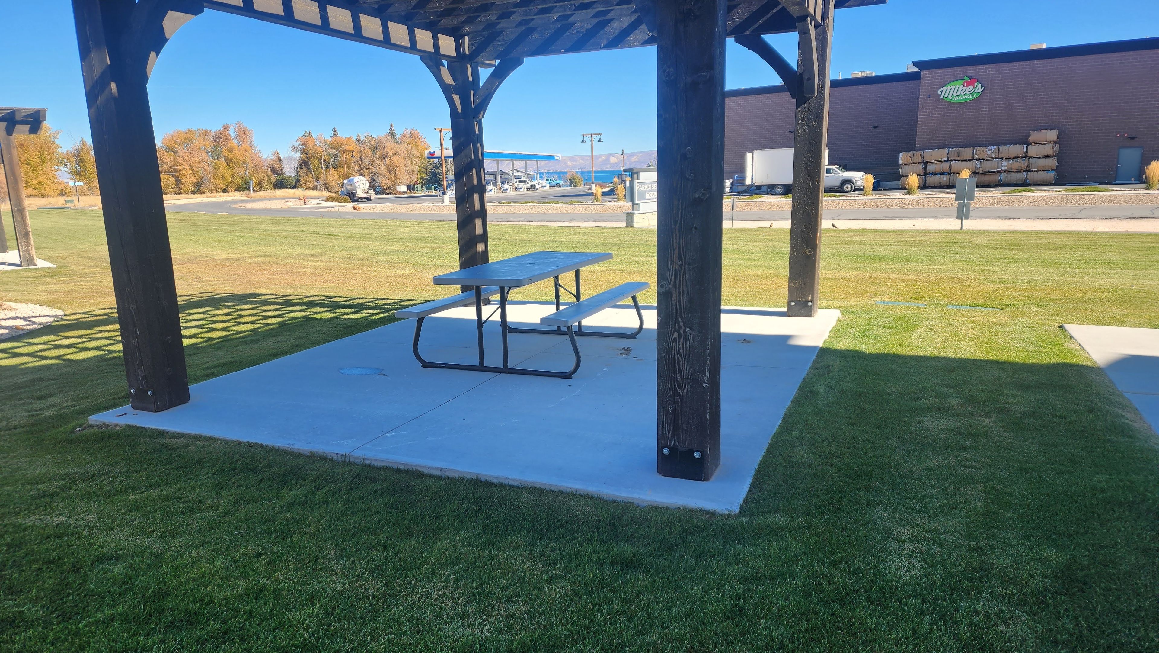 Community Amenities | Picnic Area