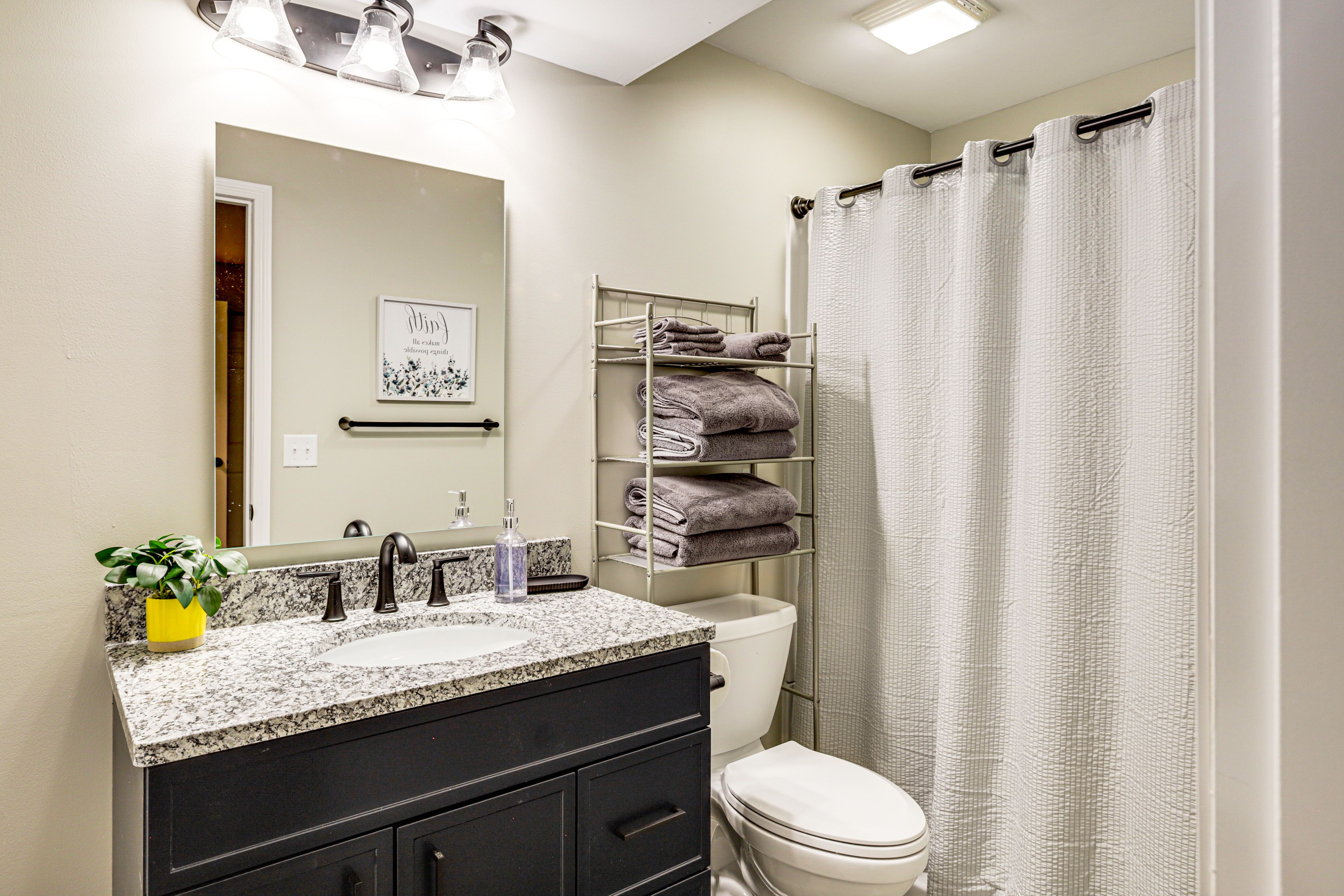 Full Bath | Main Level
