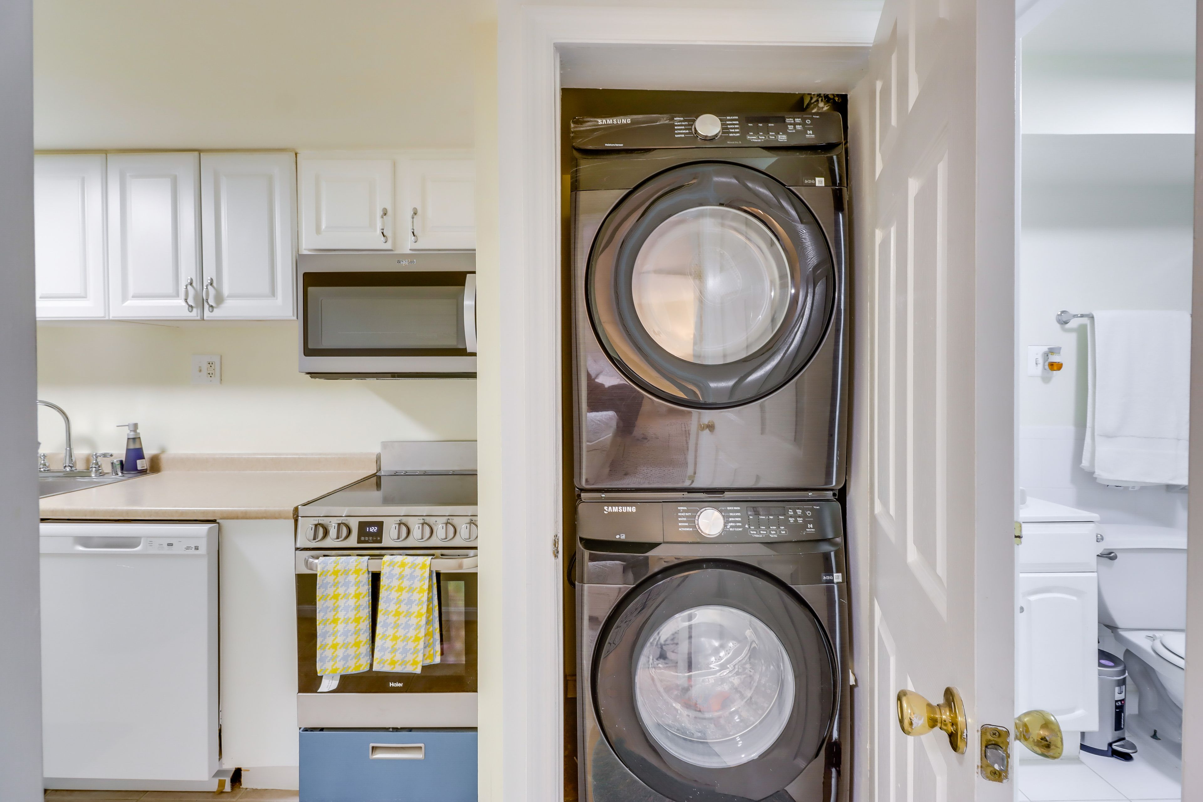 Washer & Dryer
