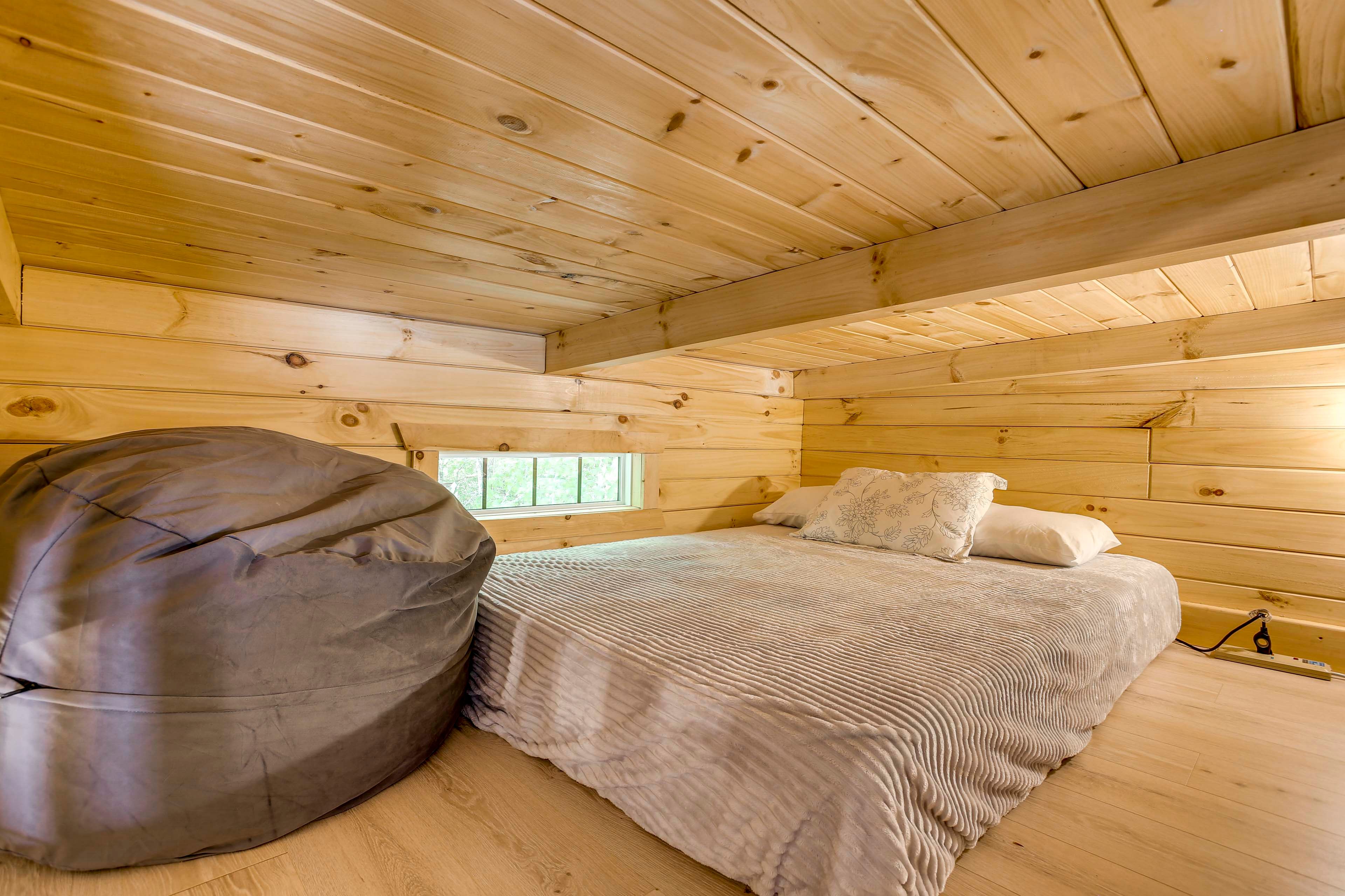 Loft | Queen Floor Mattress | 2 Twin Floor Mattresses