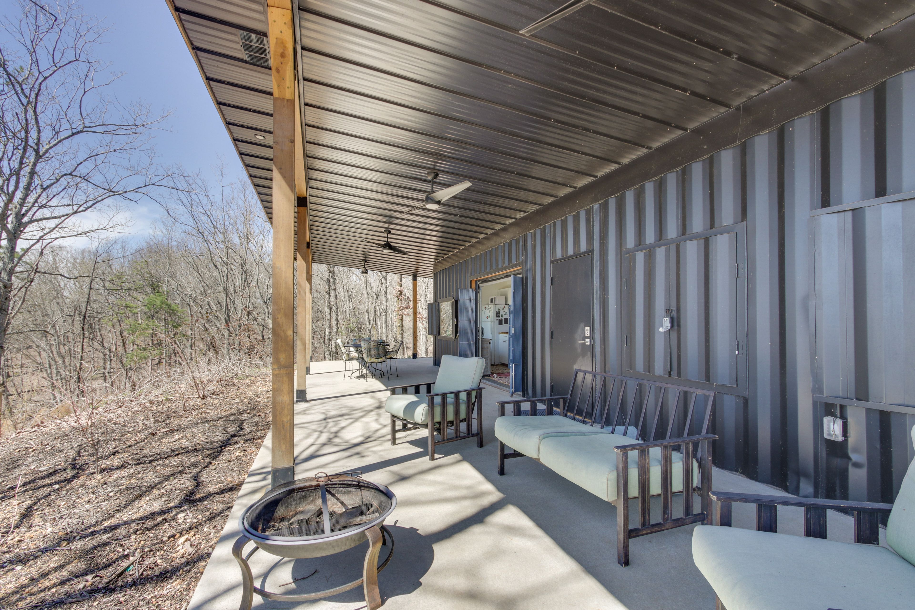 Private Patio | Fire Pit