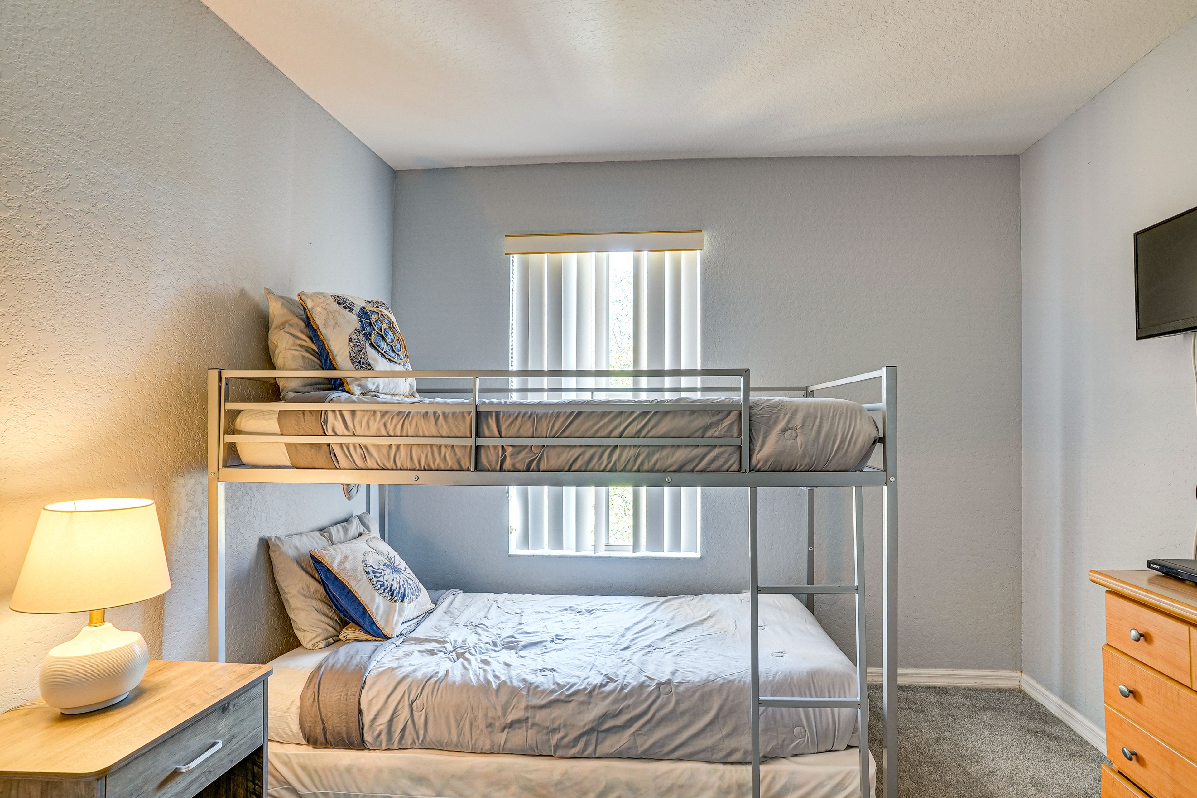 Bedroom 3 | Twin Bunk Bed | 2nd Floor | Smart TV