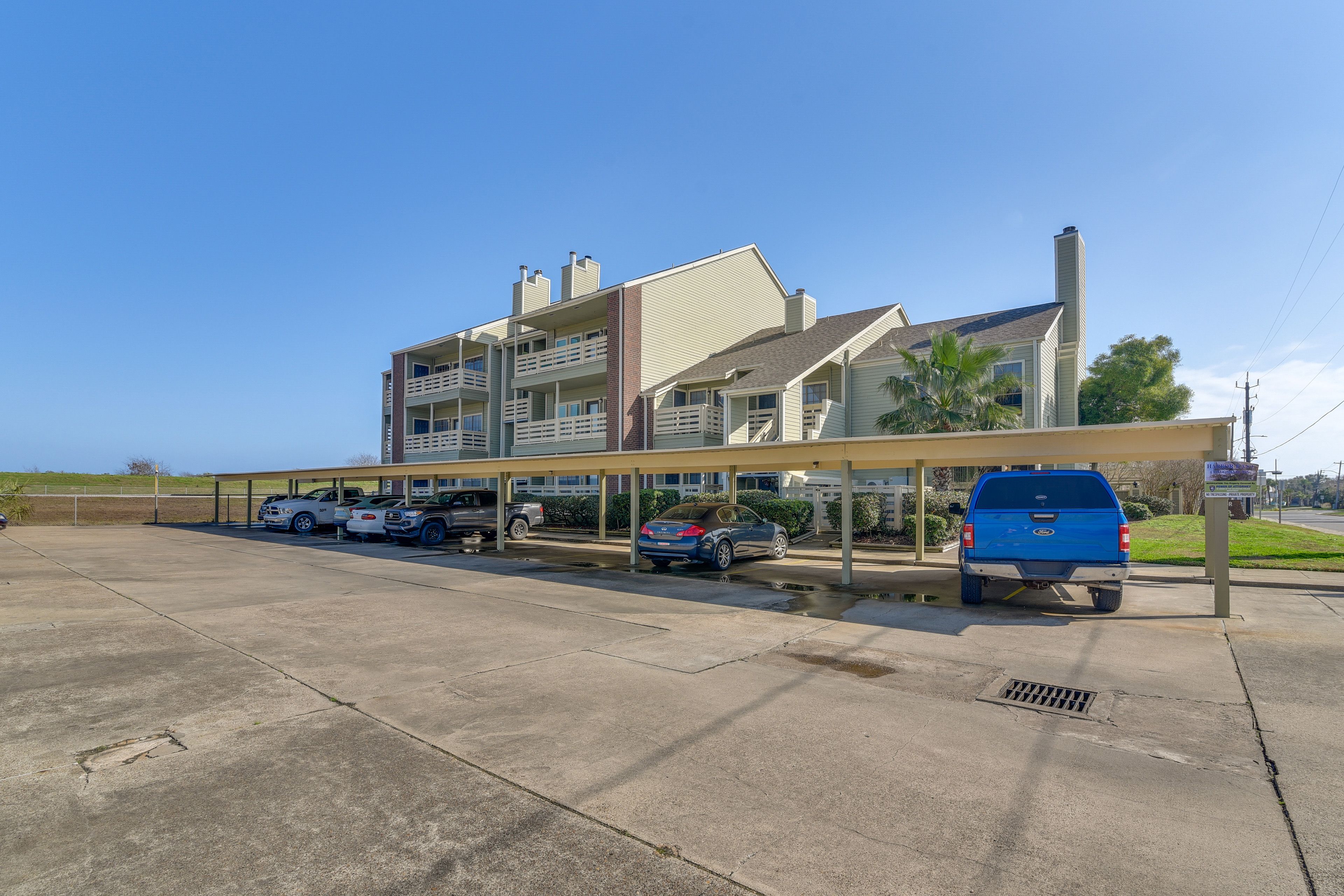 Parking | Assigned Space (1 Vehicle) | Unassigned Space (1 Vehicle)