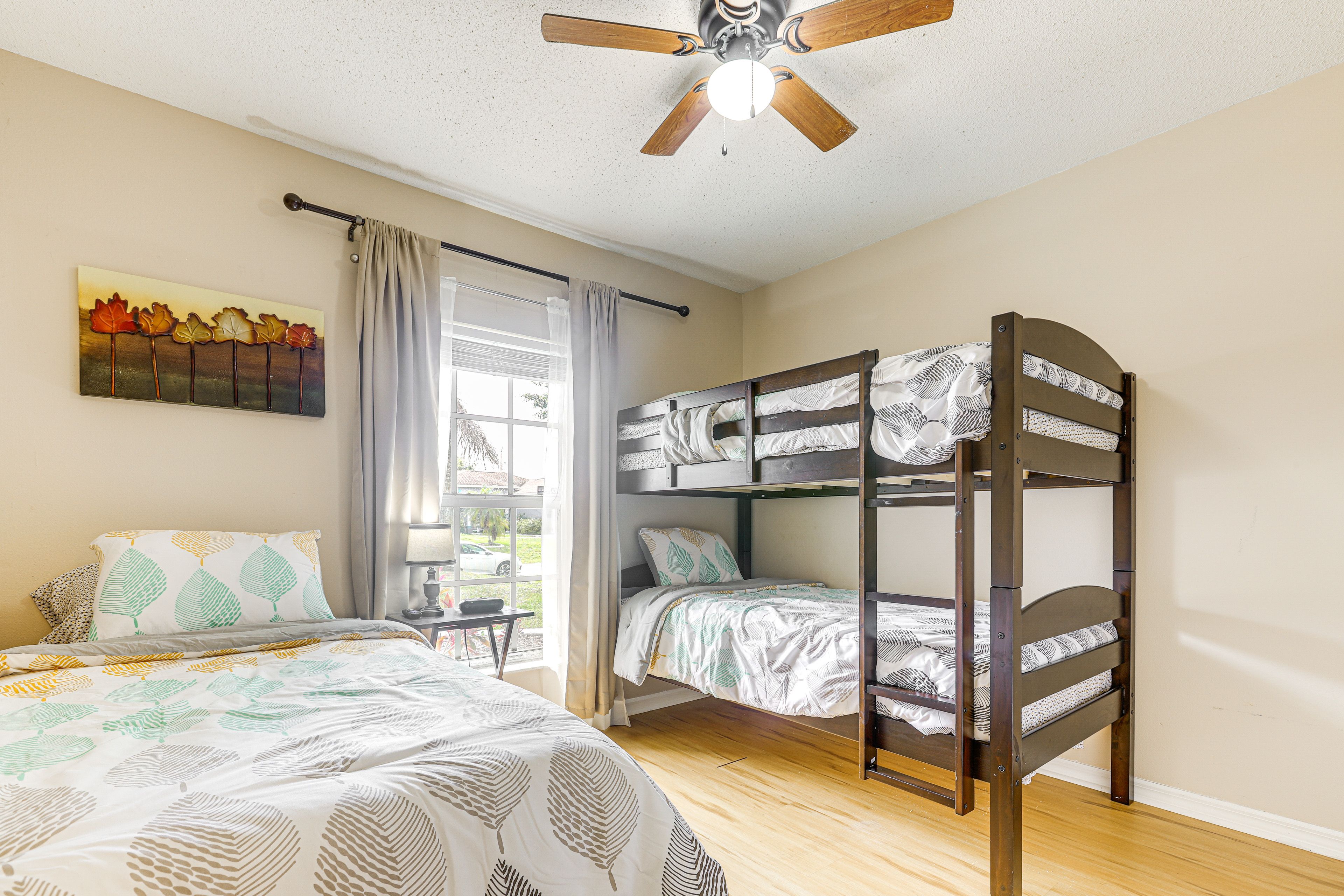 Bedroom 3 | Twin Bunk Bed | Twin Bed
