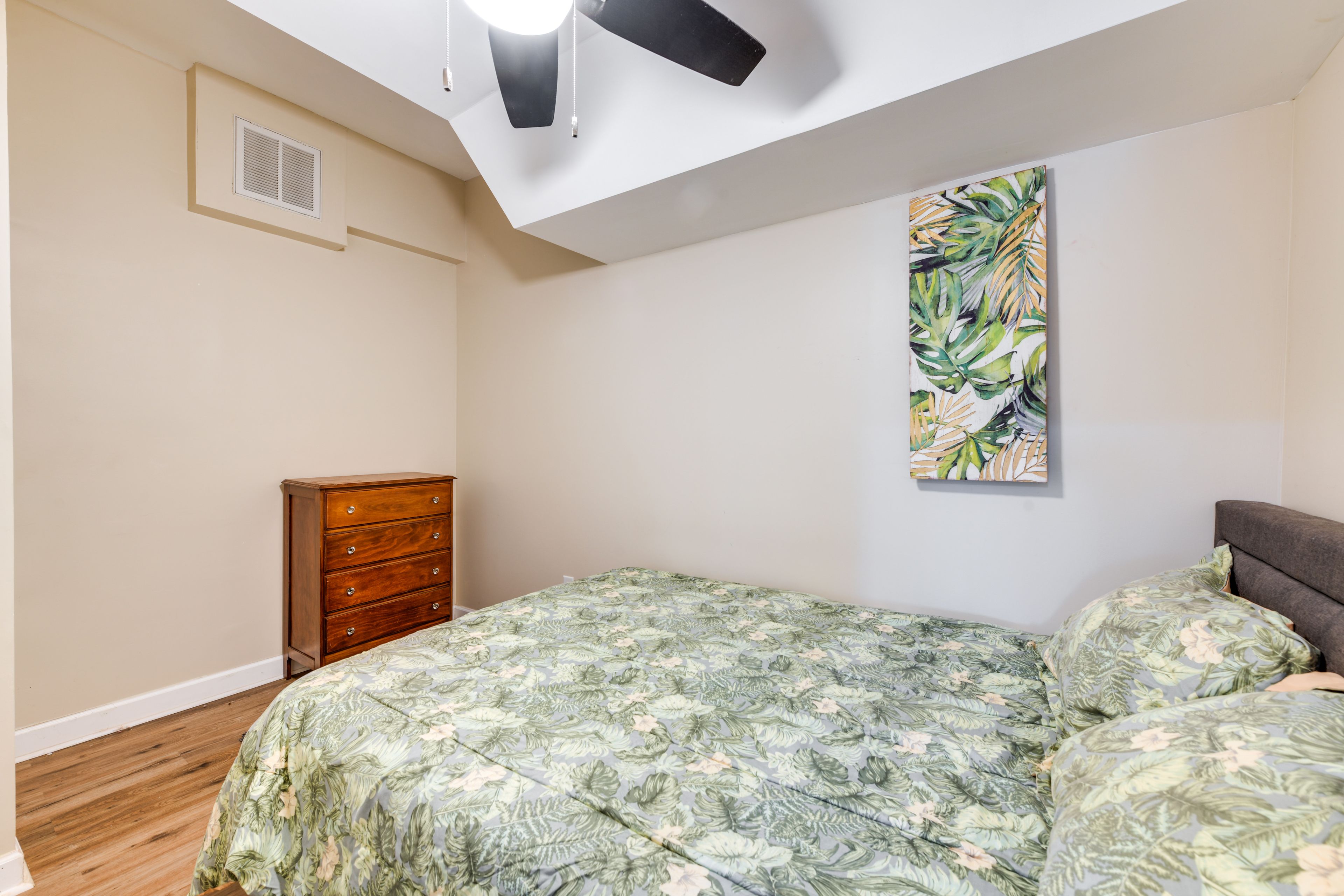 Sleeping Area 2 | Studio | Queen Bed