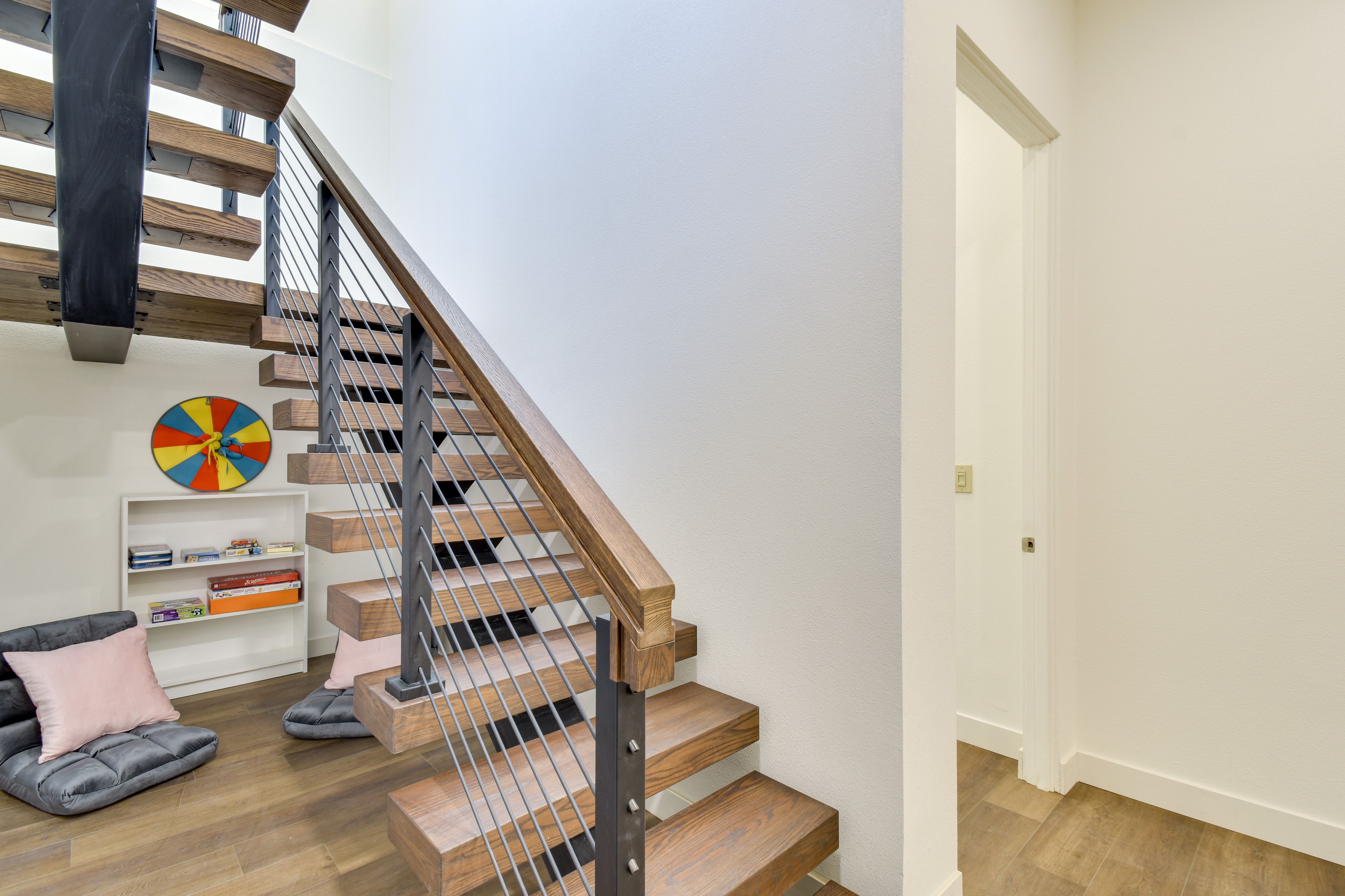 Children's Play Area | Lower Floor