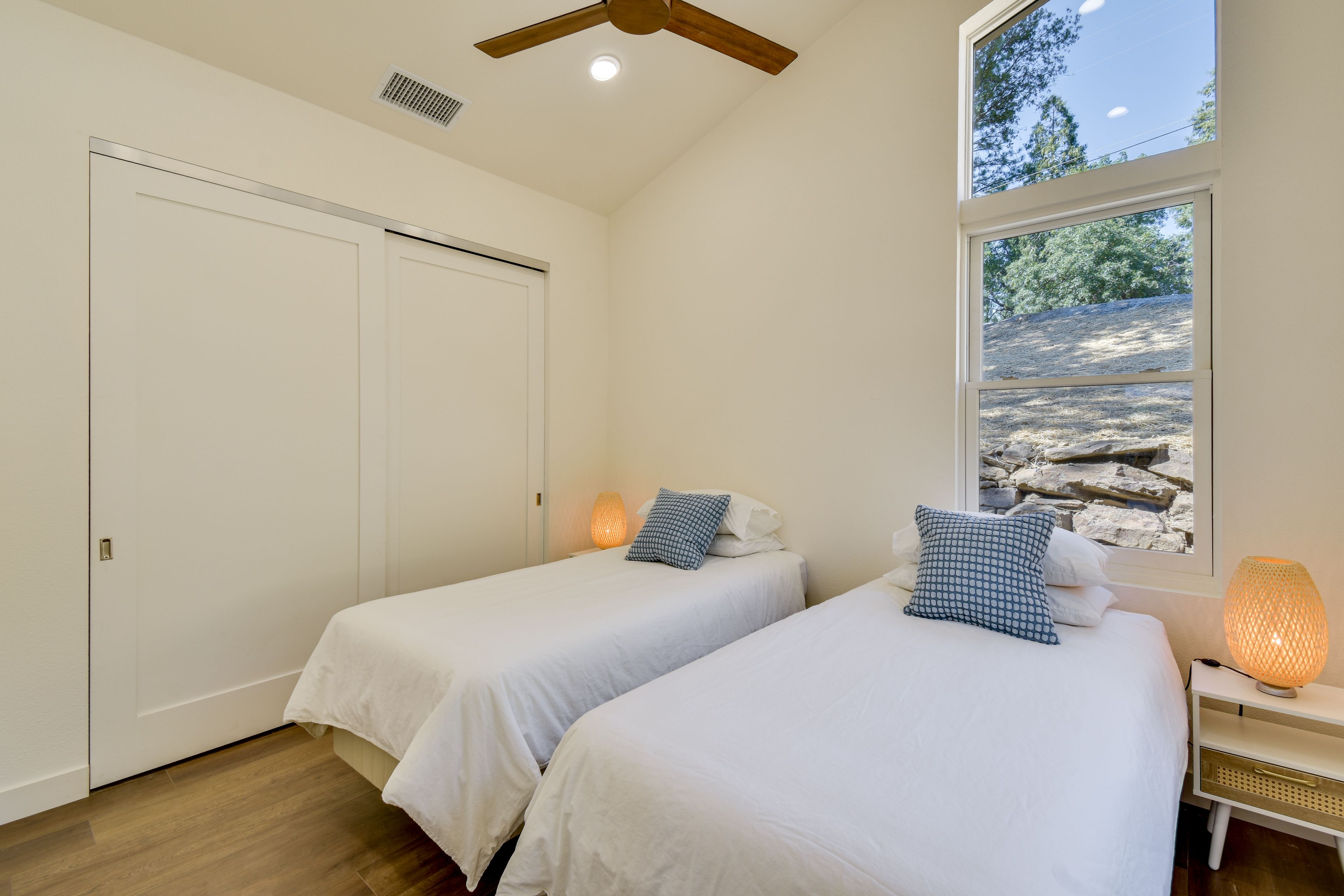 Bedroom 3 | 2 Twin Beds (Convertible to King Bed) | Main Floor