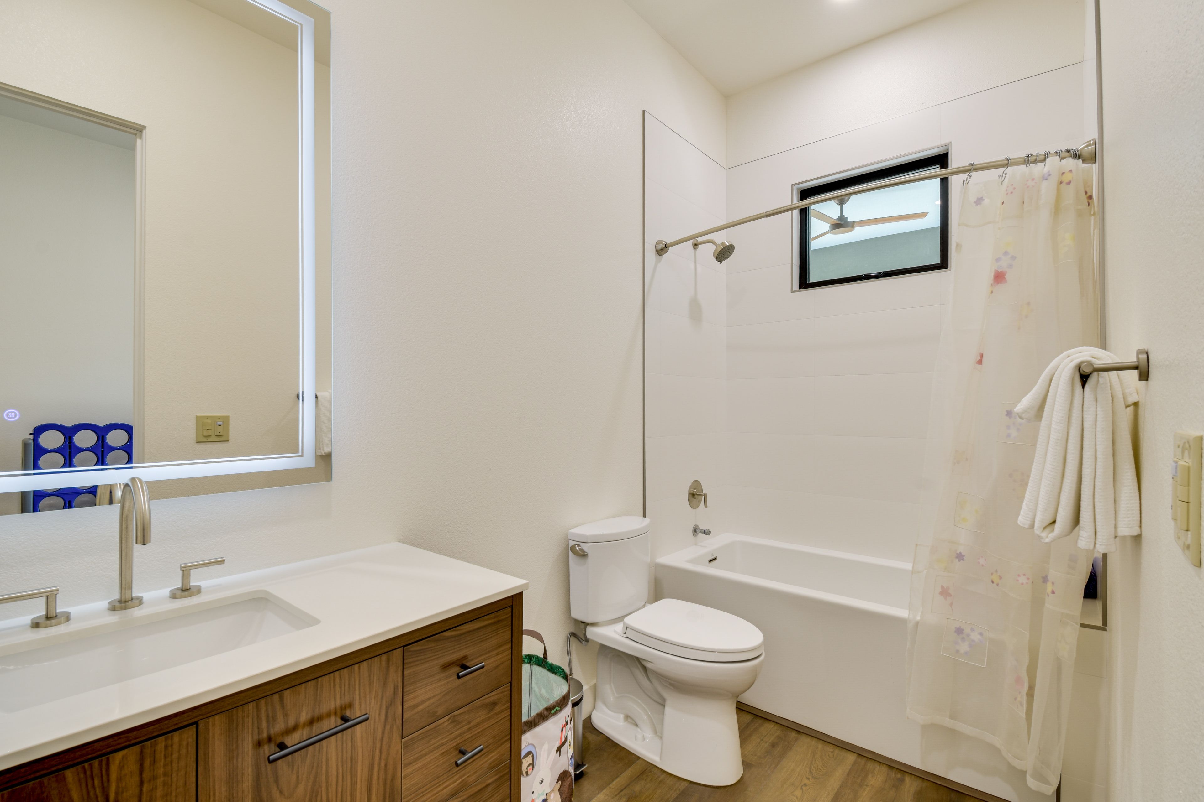 Full Bathroom | Lower Floor