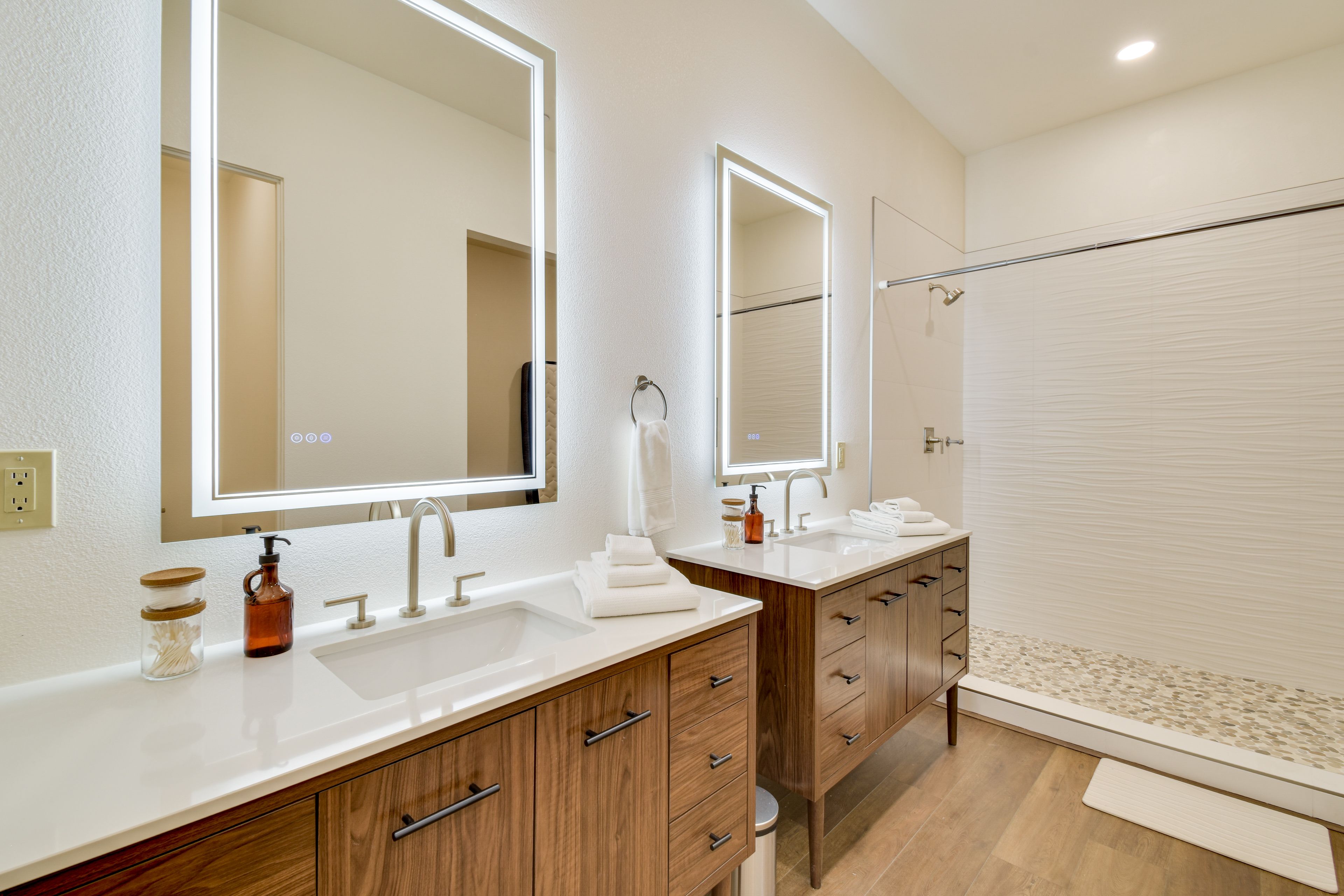 En-Suite Bathroom | Walk-In Closet | Lower Floor