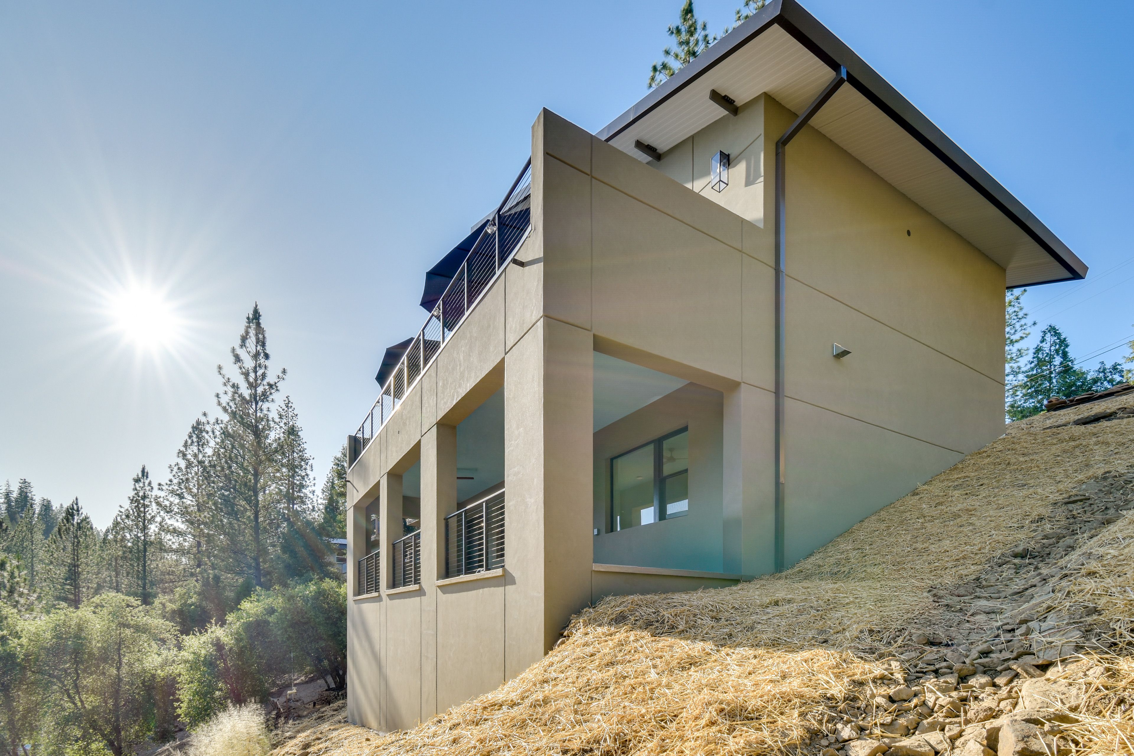 Lakefront Exterior