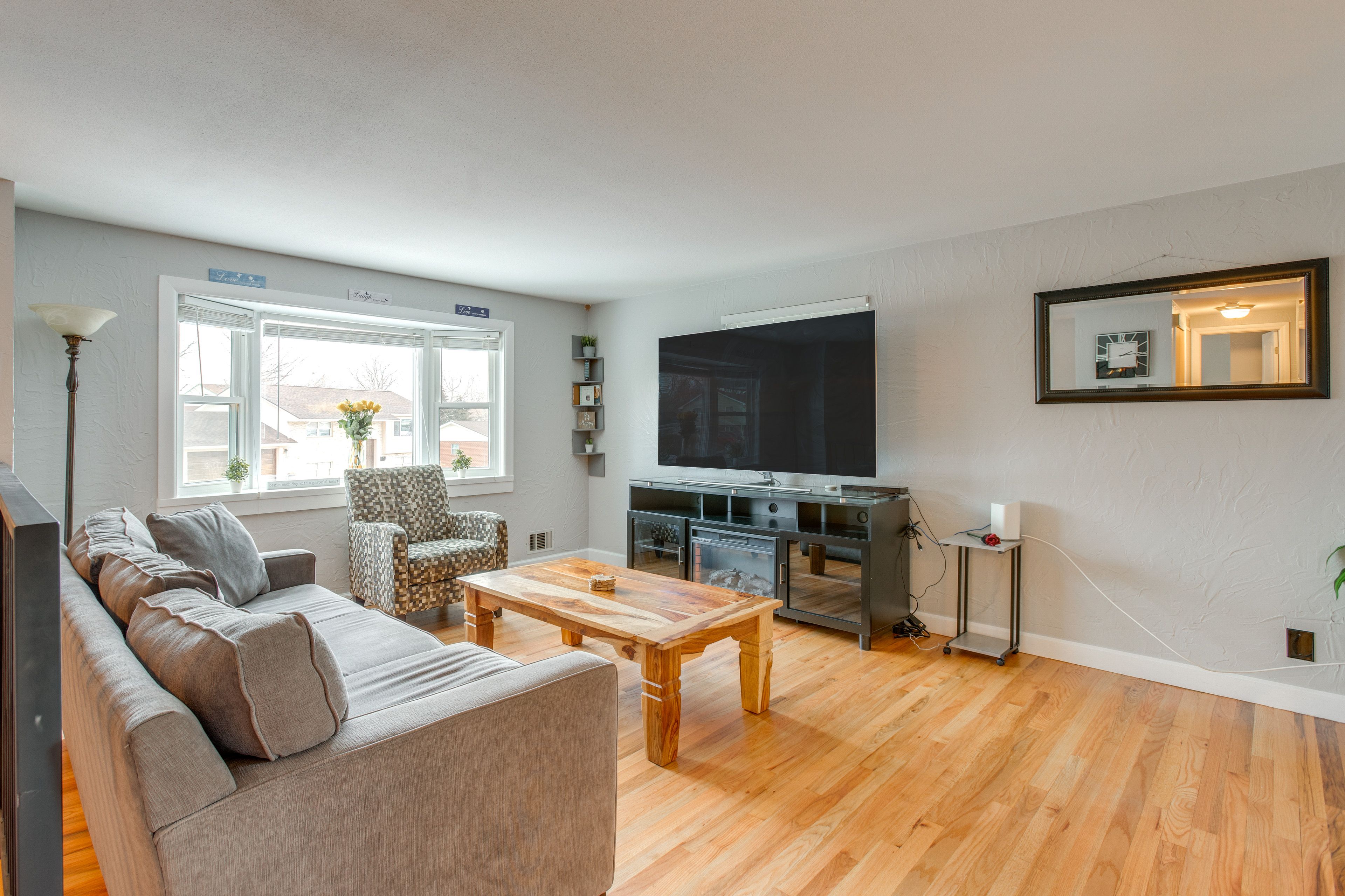 Living Room | Free WiFi | Central A/C | Electric Fireplace | Main Floor