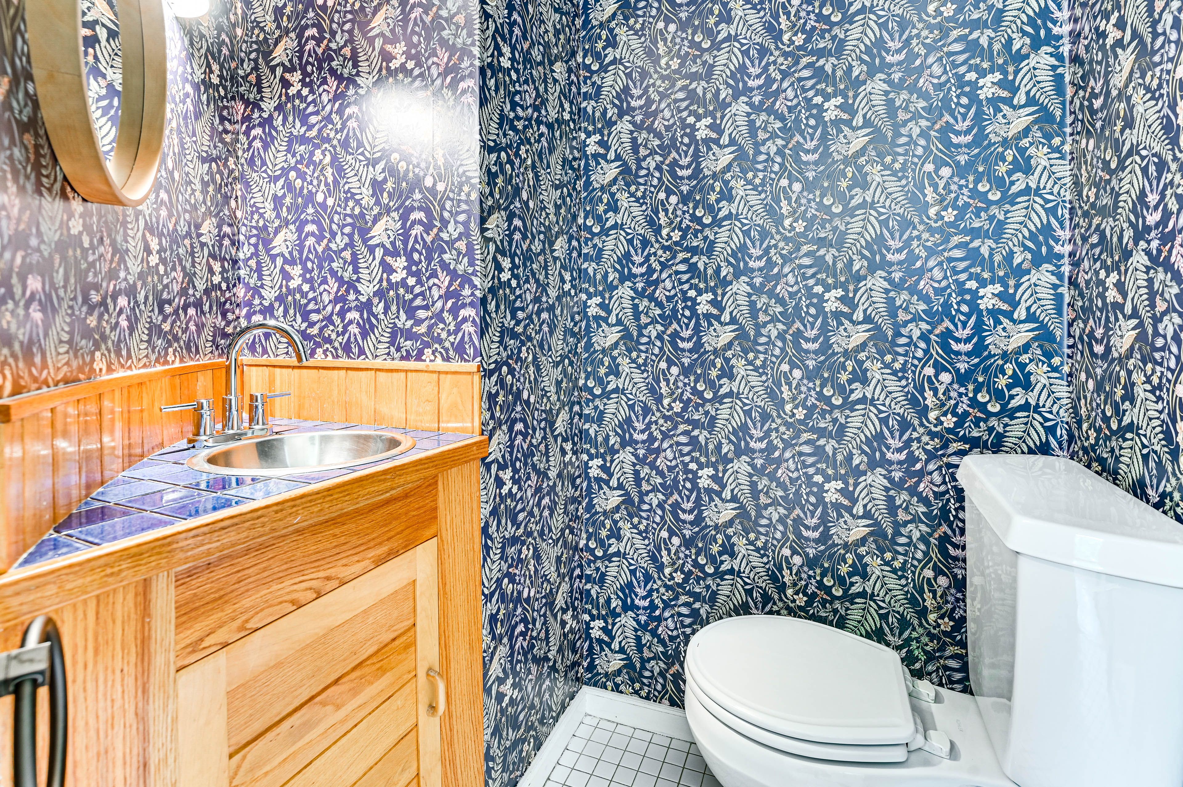 Half Bathroom | 2nd Floor