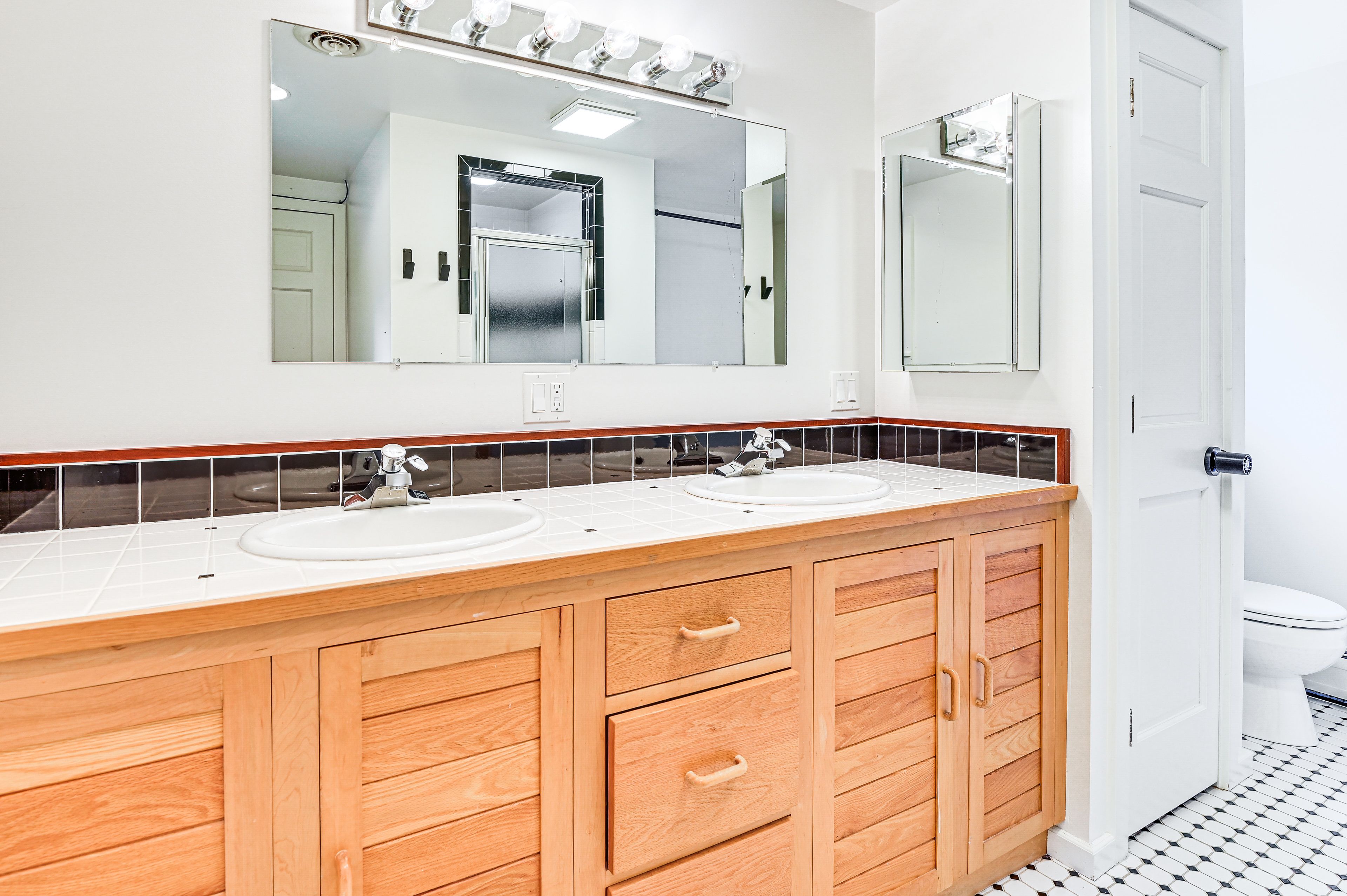 En-Suite Bathroom | Shower | 3rd Floor