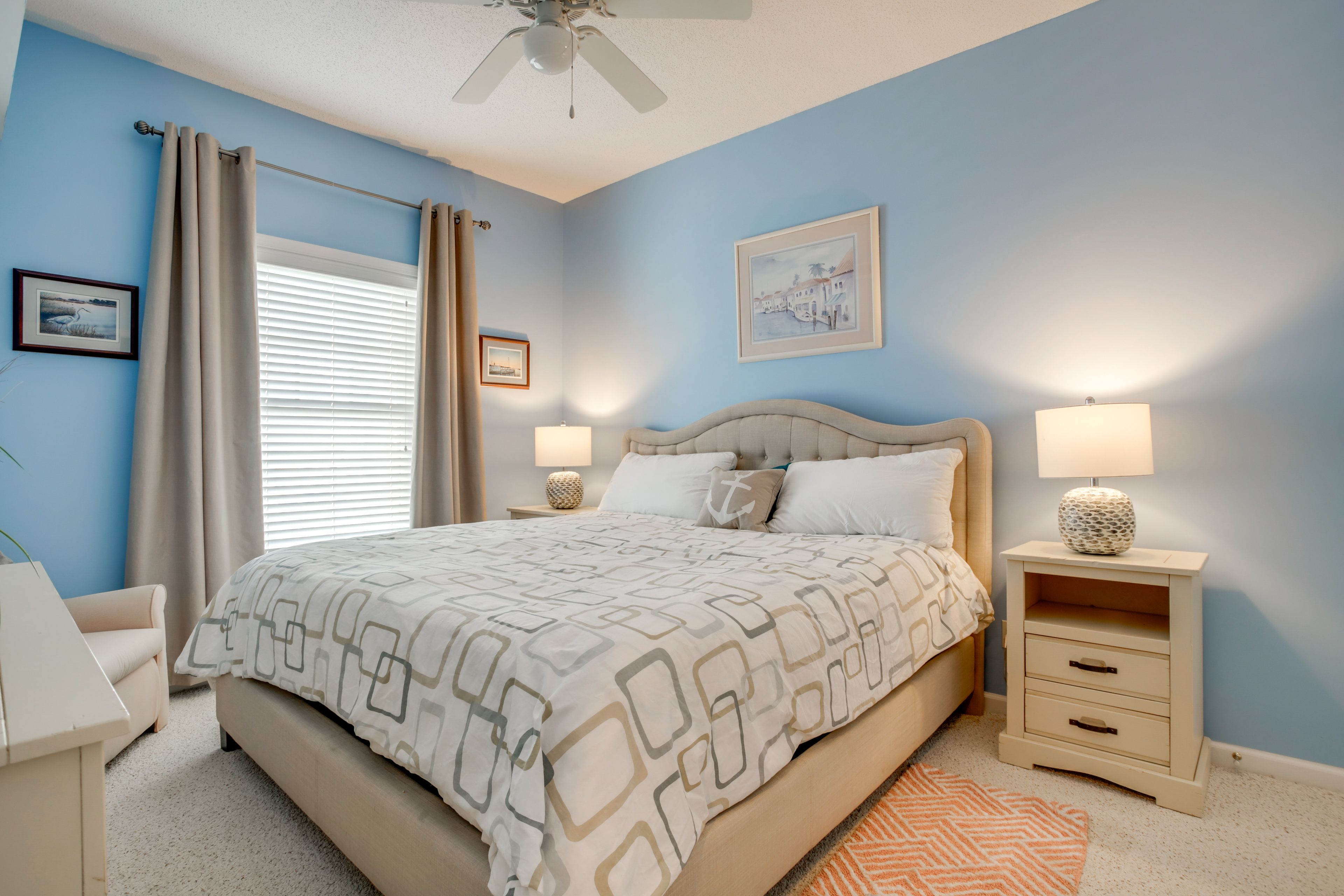 Bedroom 2 | Queen Bed