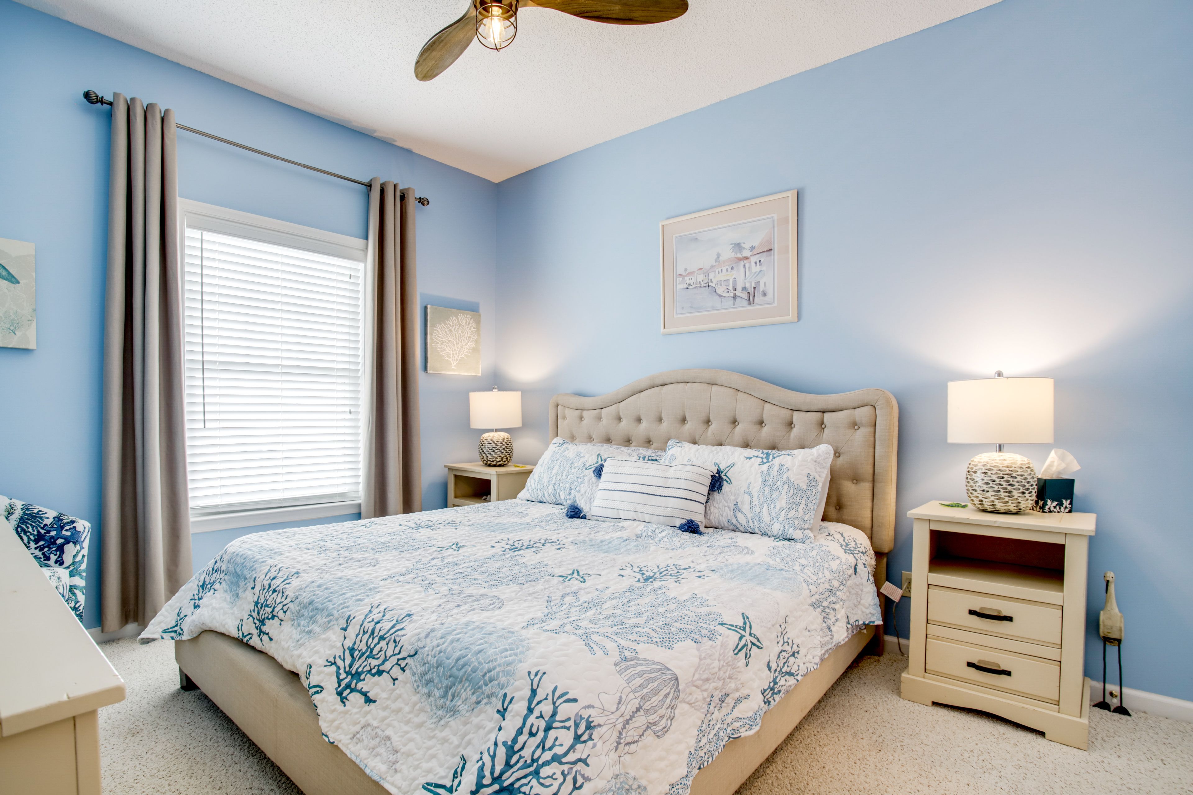 Bedroom 2 | Queen Bed