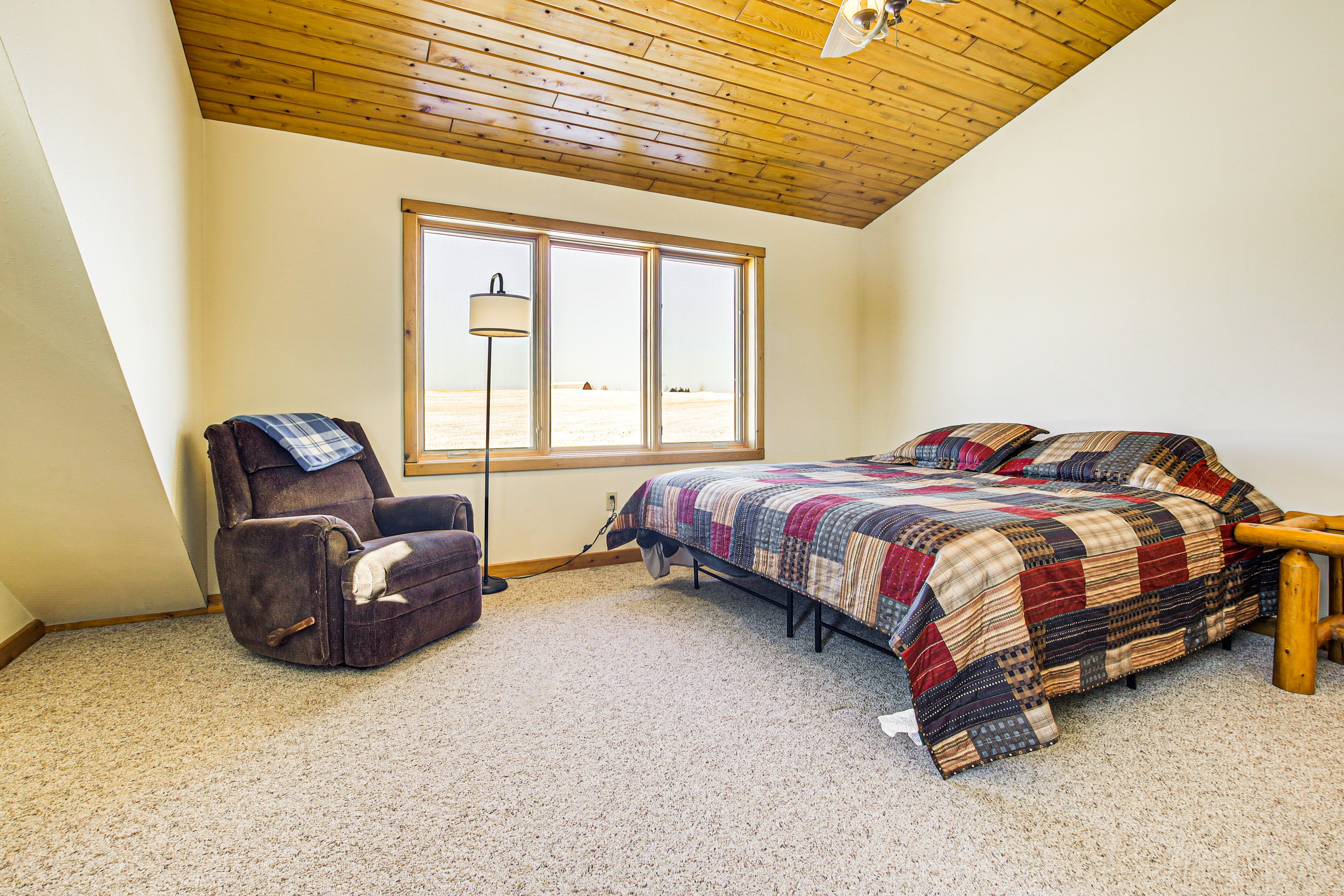 Bedroom 1 | King Bed | Flat-Screen TV | 2nd Floor