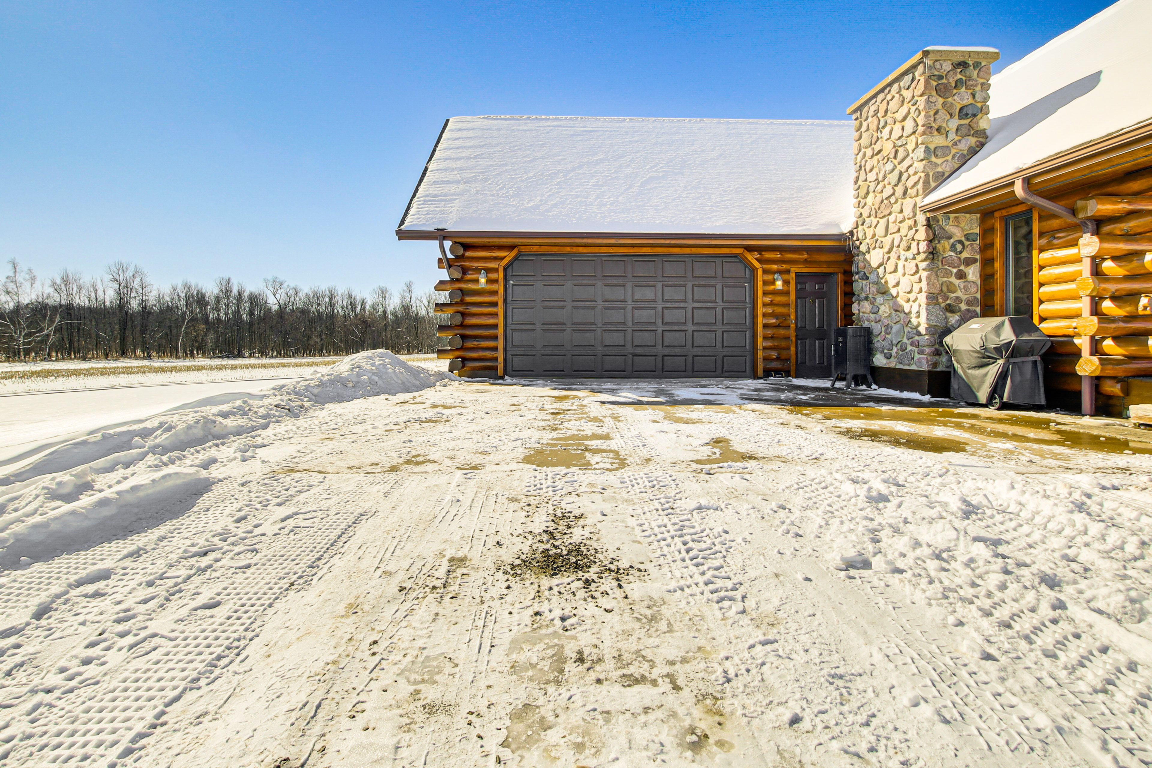 Parking | Garage (1 Vehicle) | Driveway (2 Vehicles)