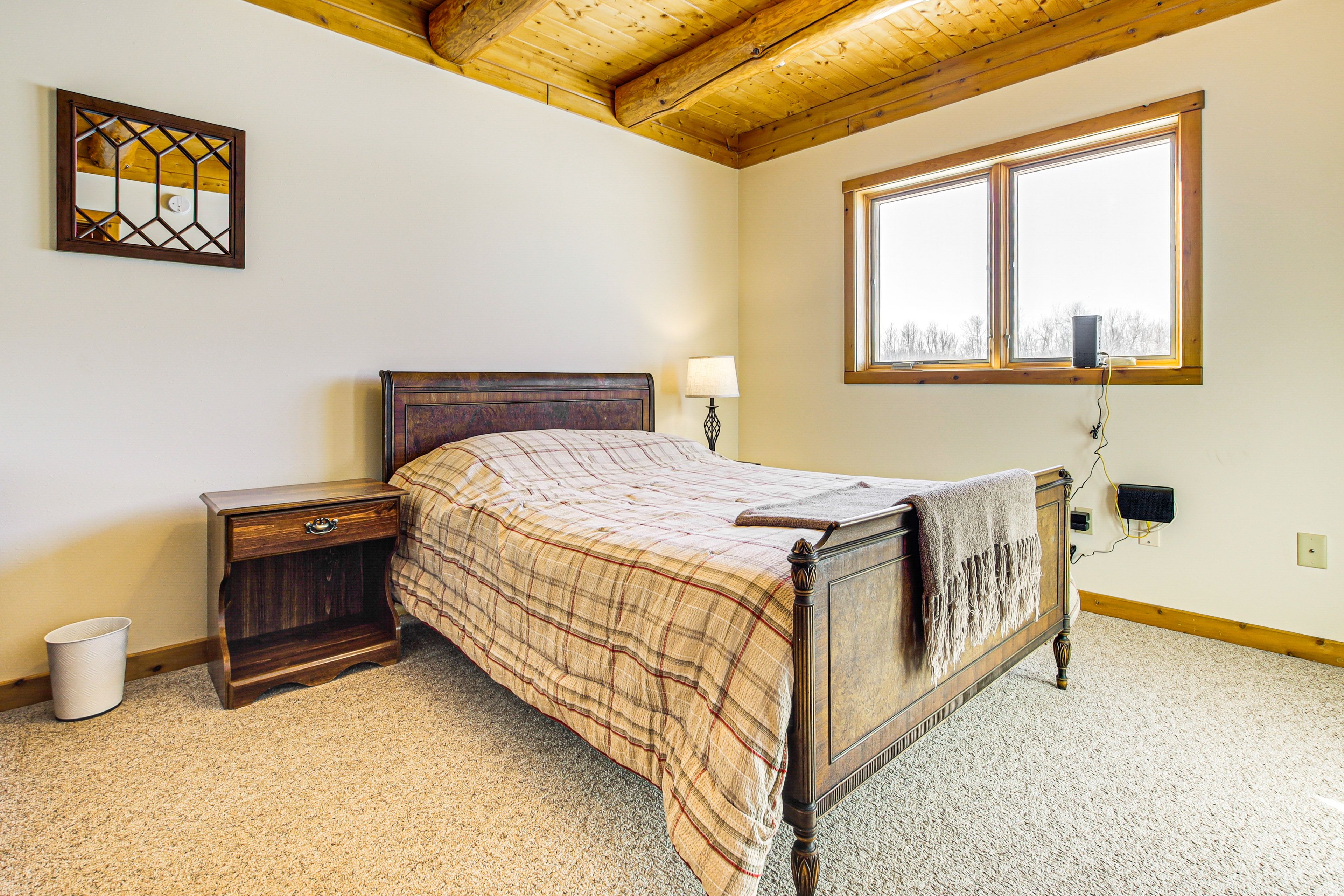 Bedroom 2 | Full Bed | 1st Floor