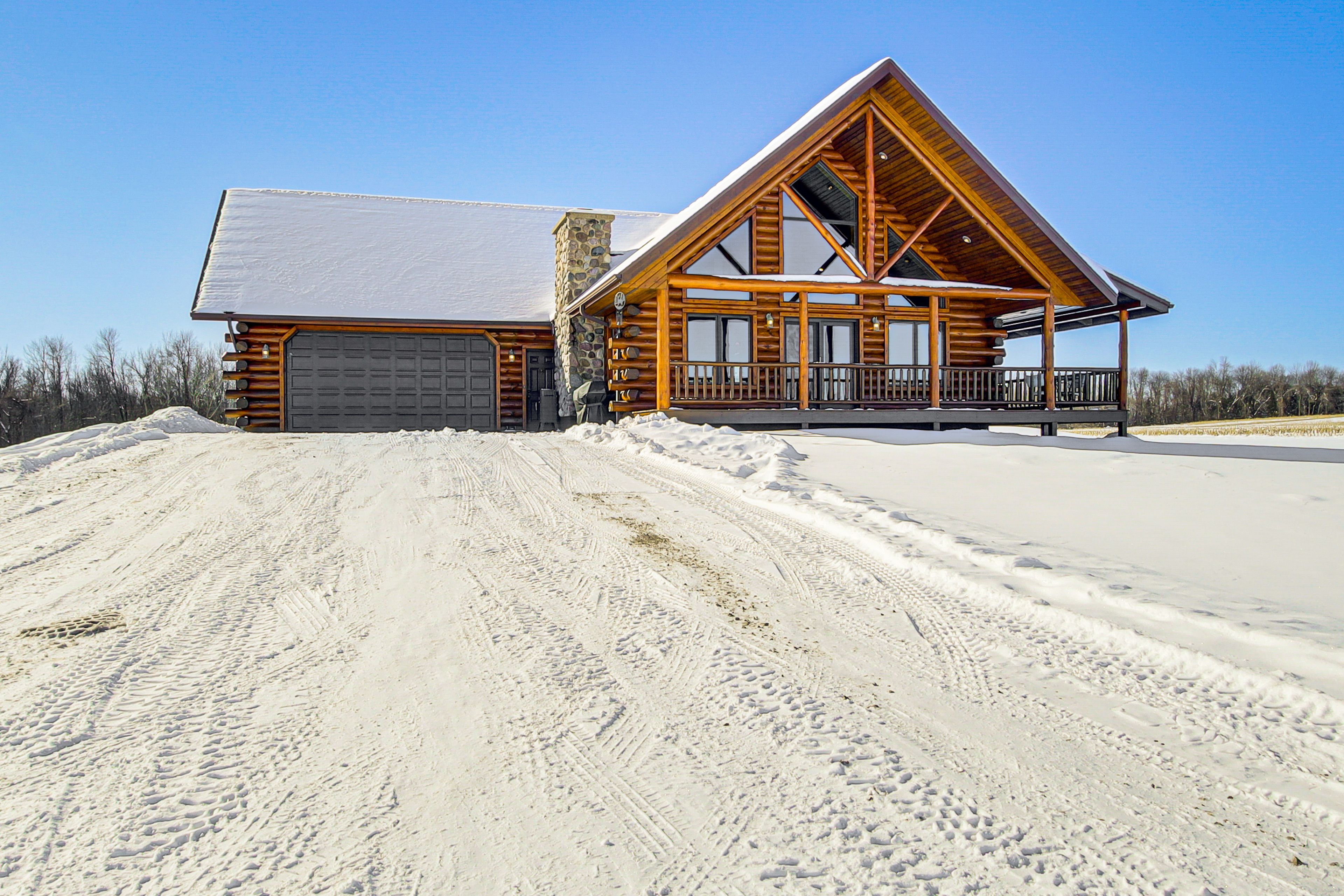 Lena Vacation Rental | 3BR | 2BA | Step-Free Entry | 1,950 Sq Ft