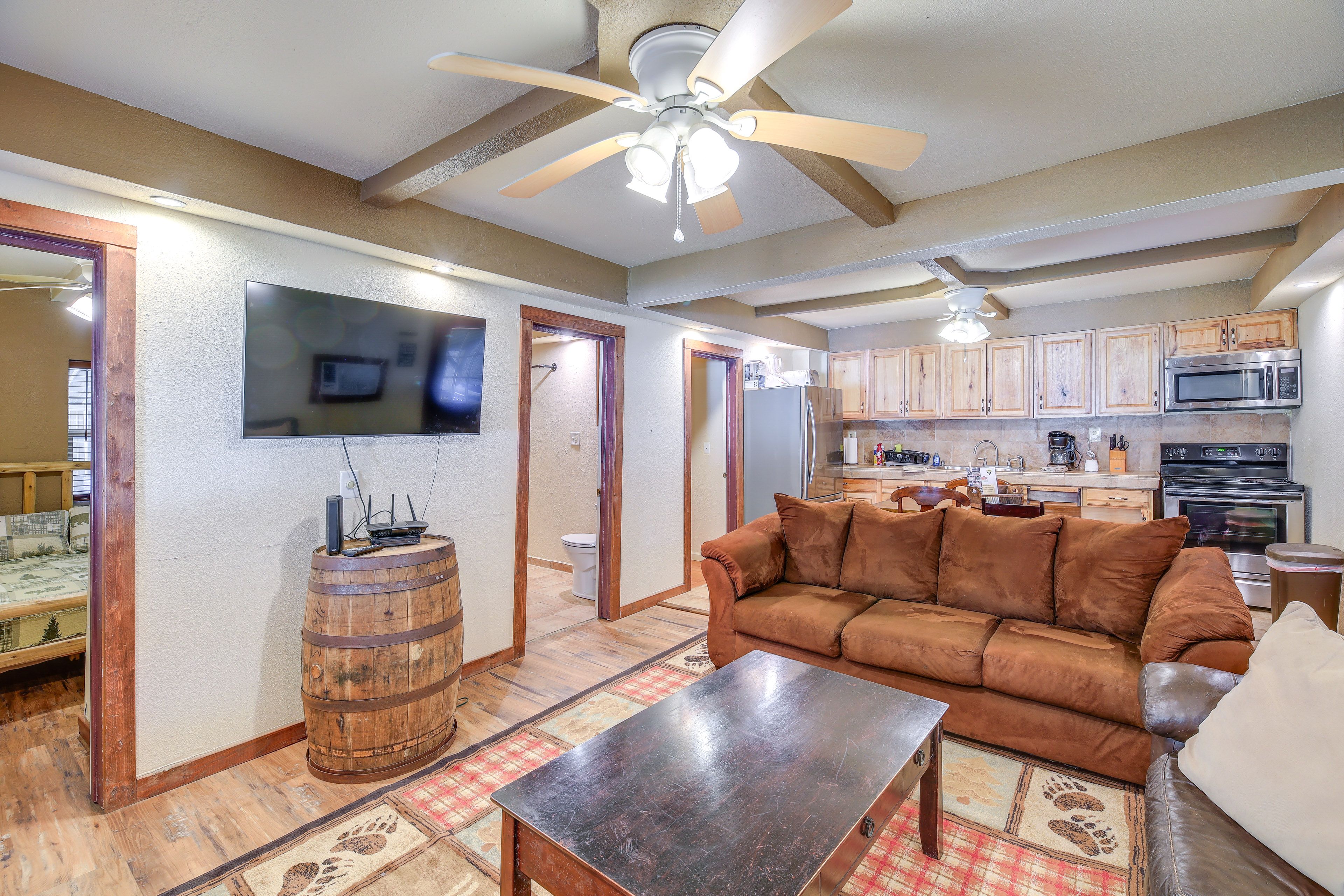 Living Room | Free WiFi | Central A/C & Electric Heating