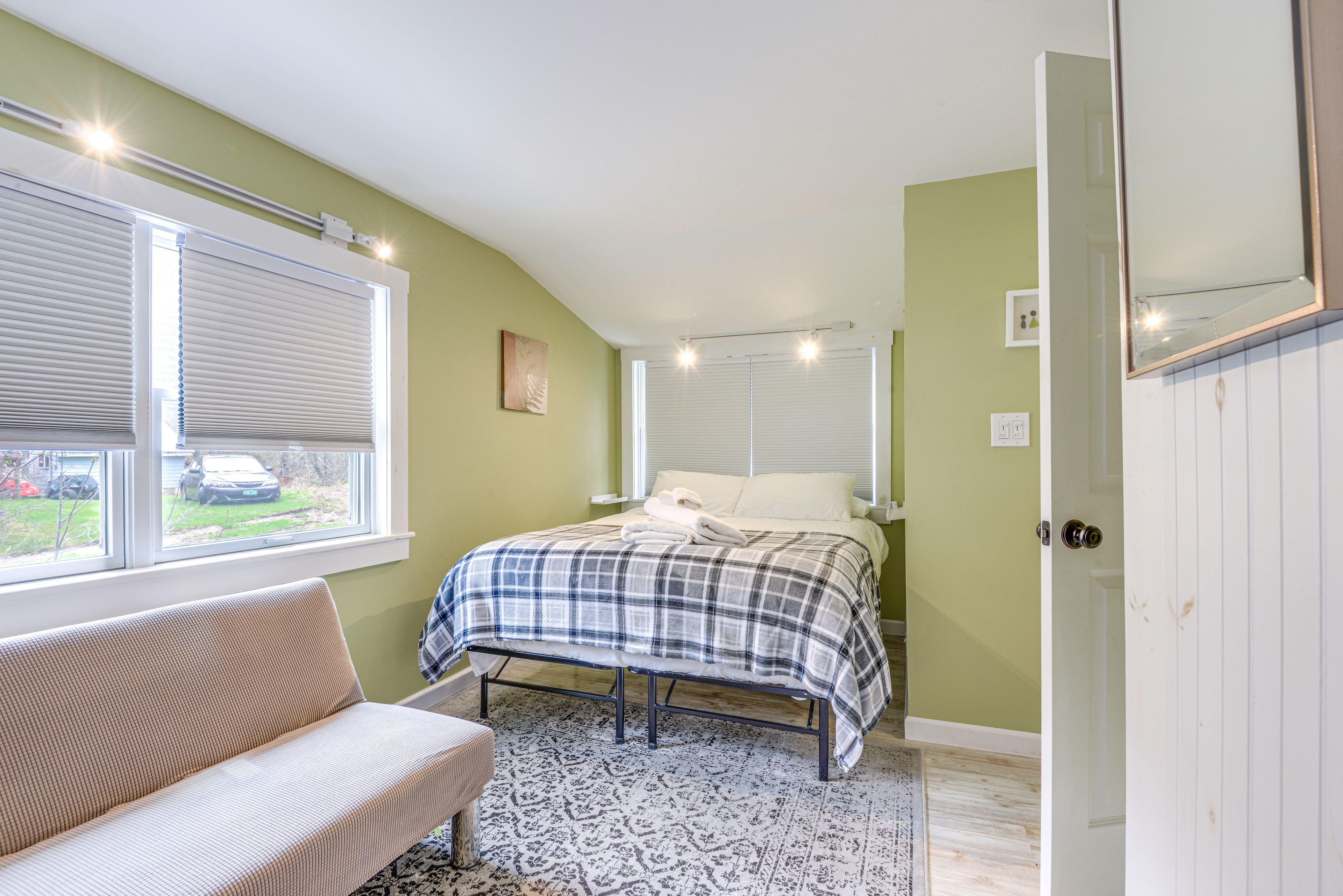 Bedroom 3 | Queen Bed | Twin Futon | 2nd Floor