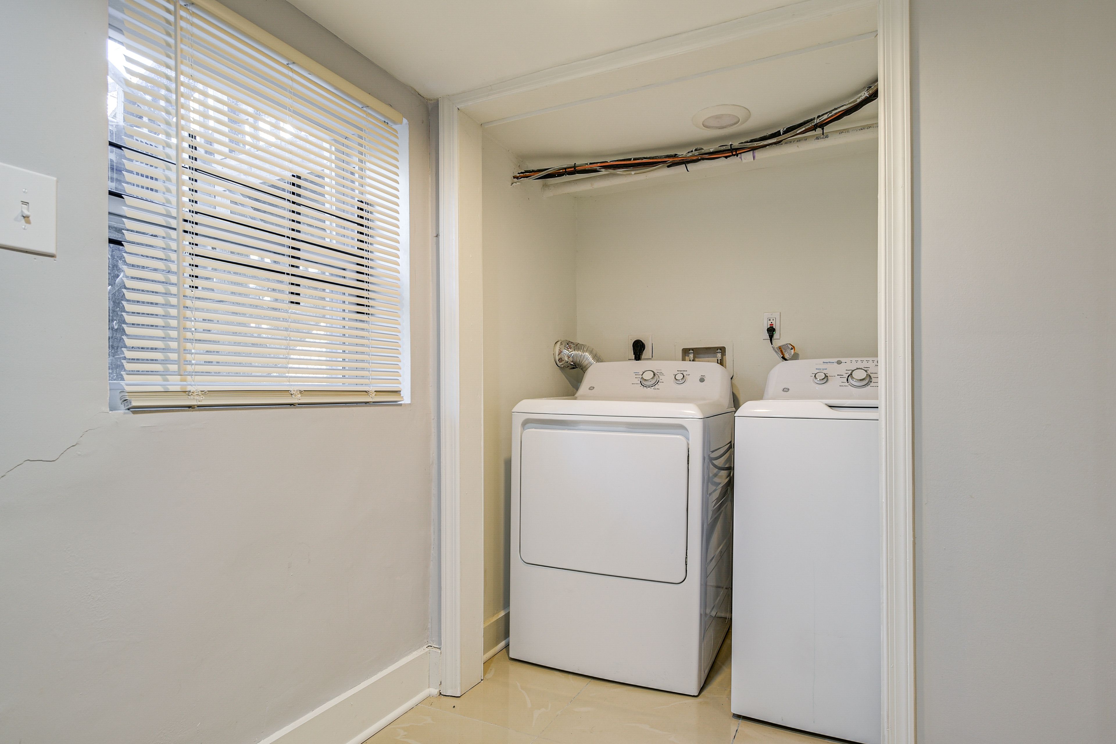 Washer & Dryer | Lower Level