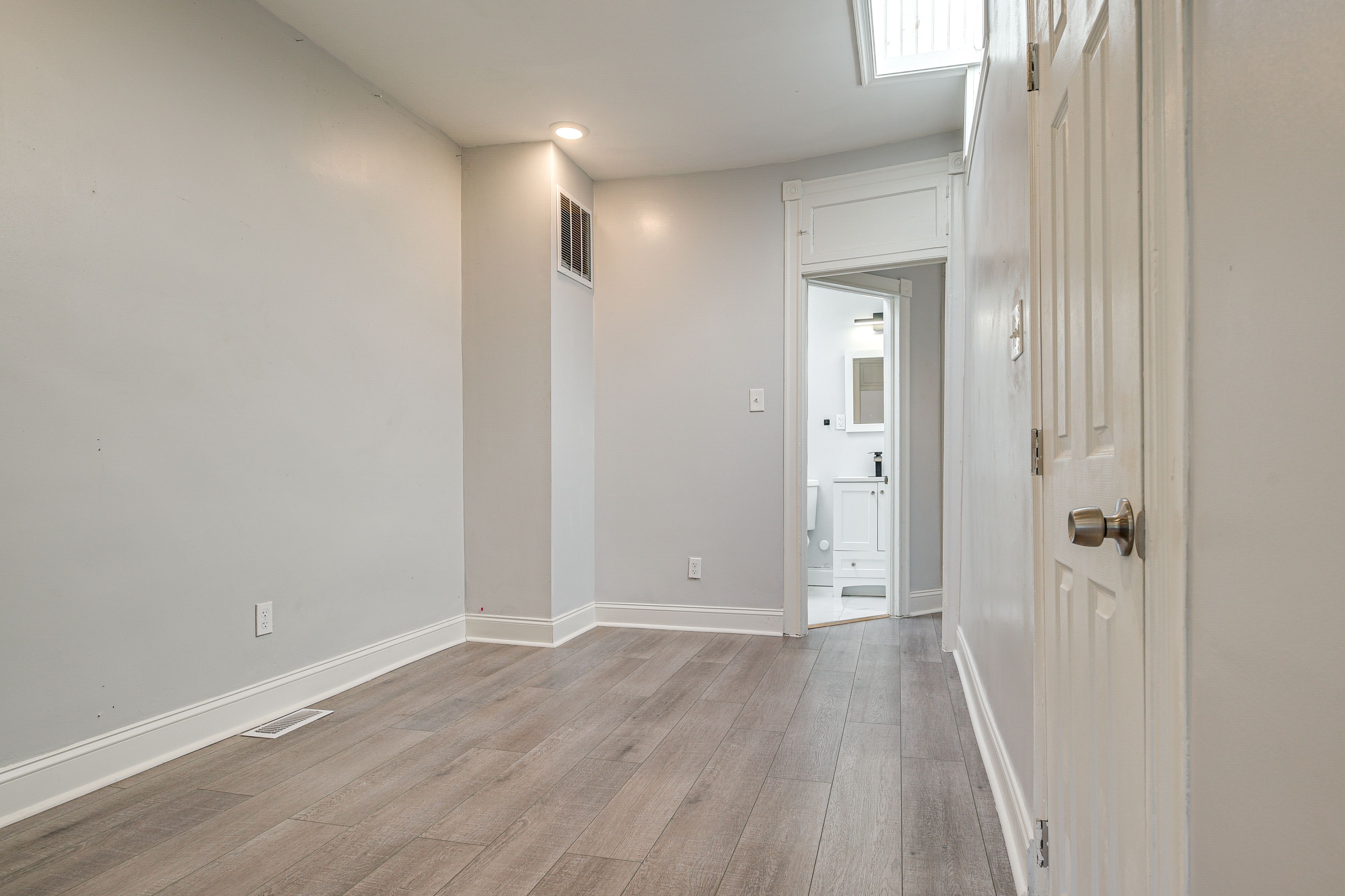 Hallway | Upper Level