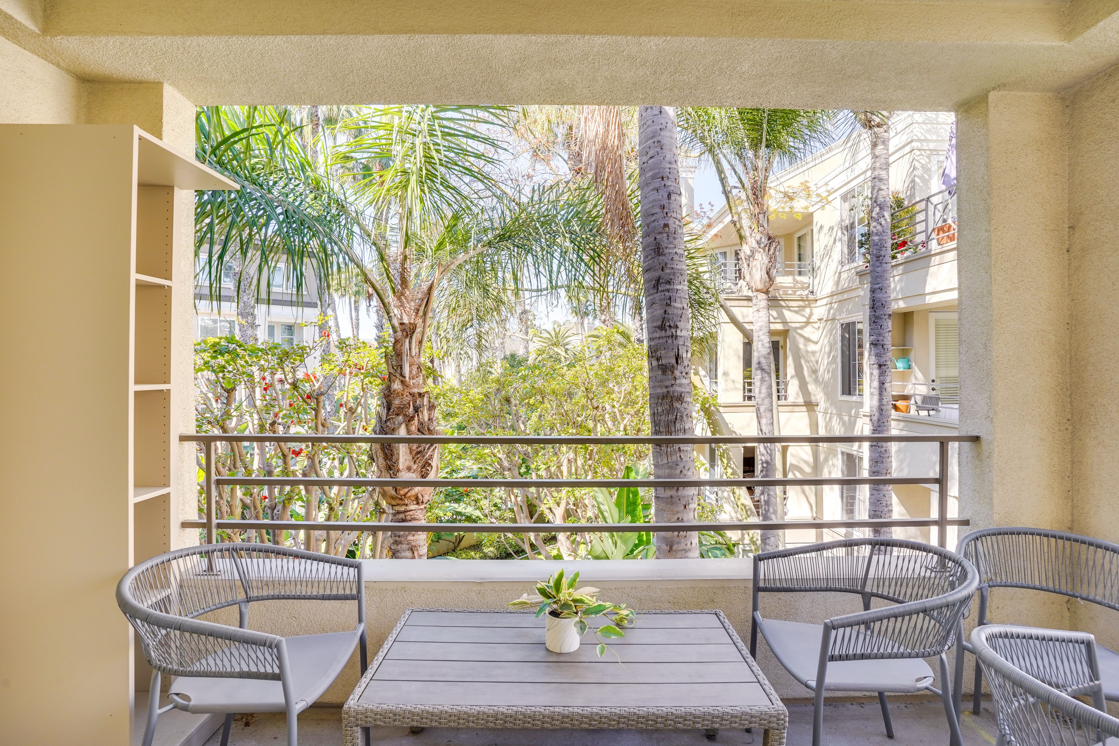 Private Balcony | Dining Area