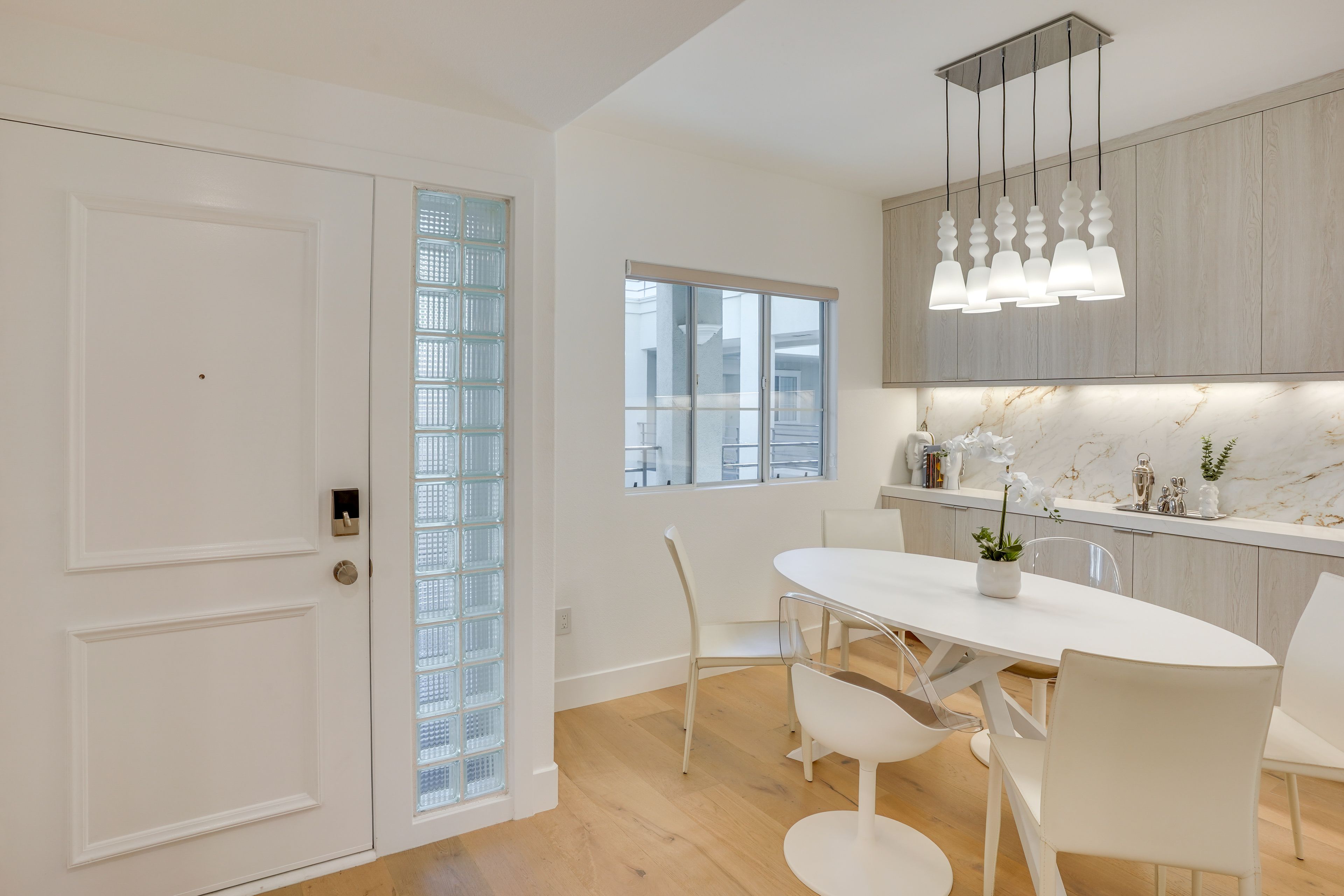 Entryway/Dining Room