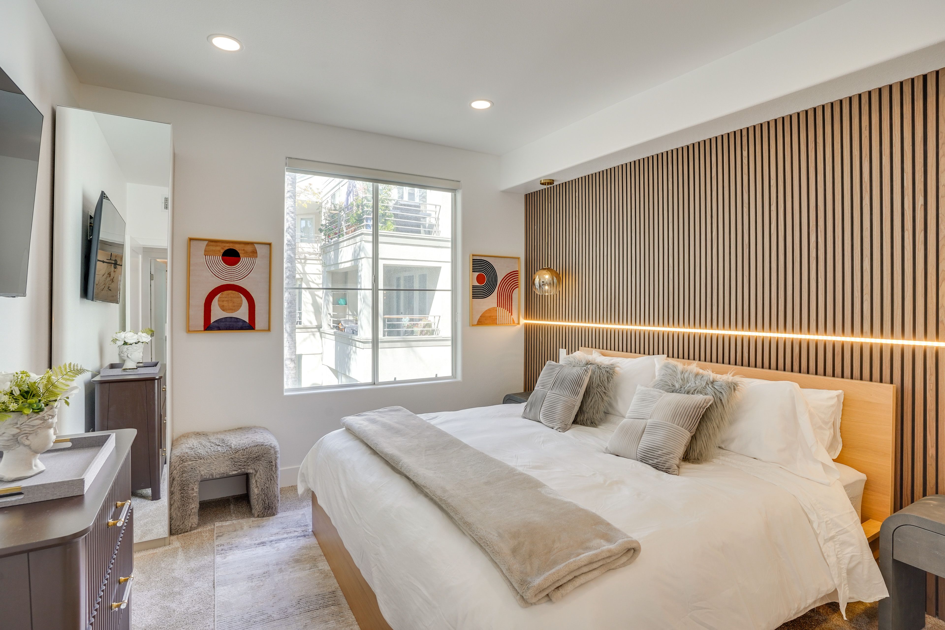 Bedroom 2 | Queen Bed