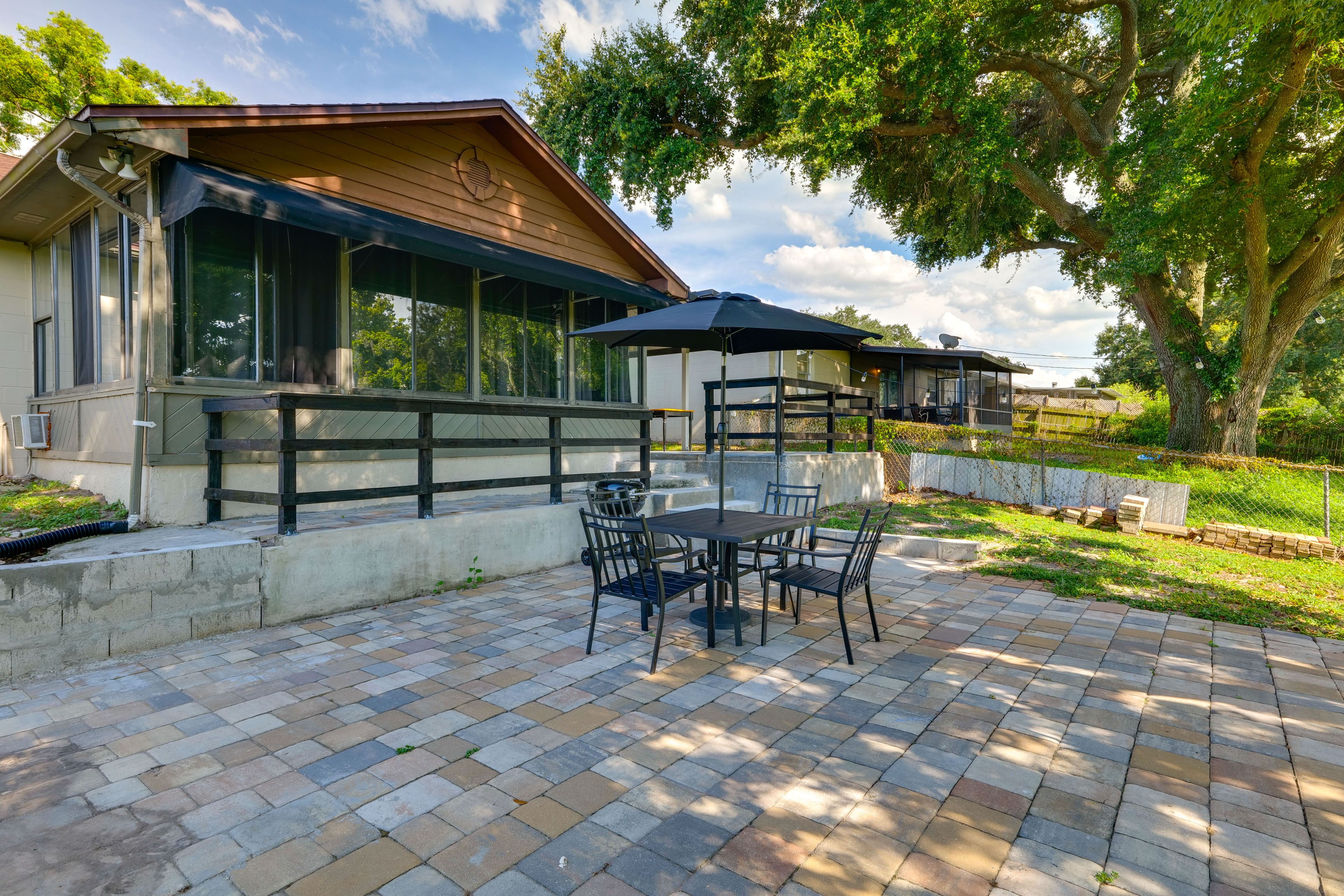 Patio | Backyard