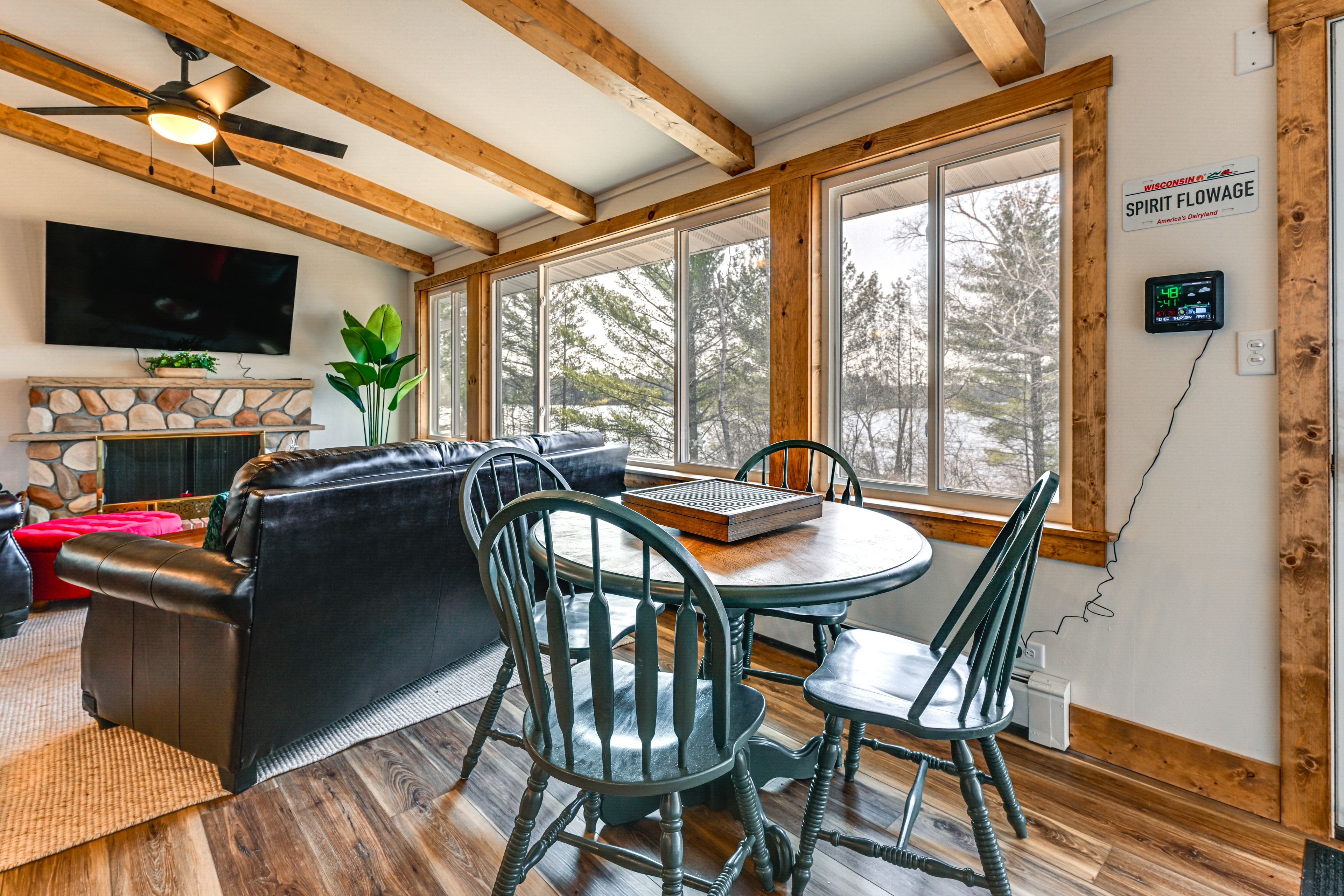 Dining Area | Main Level