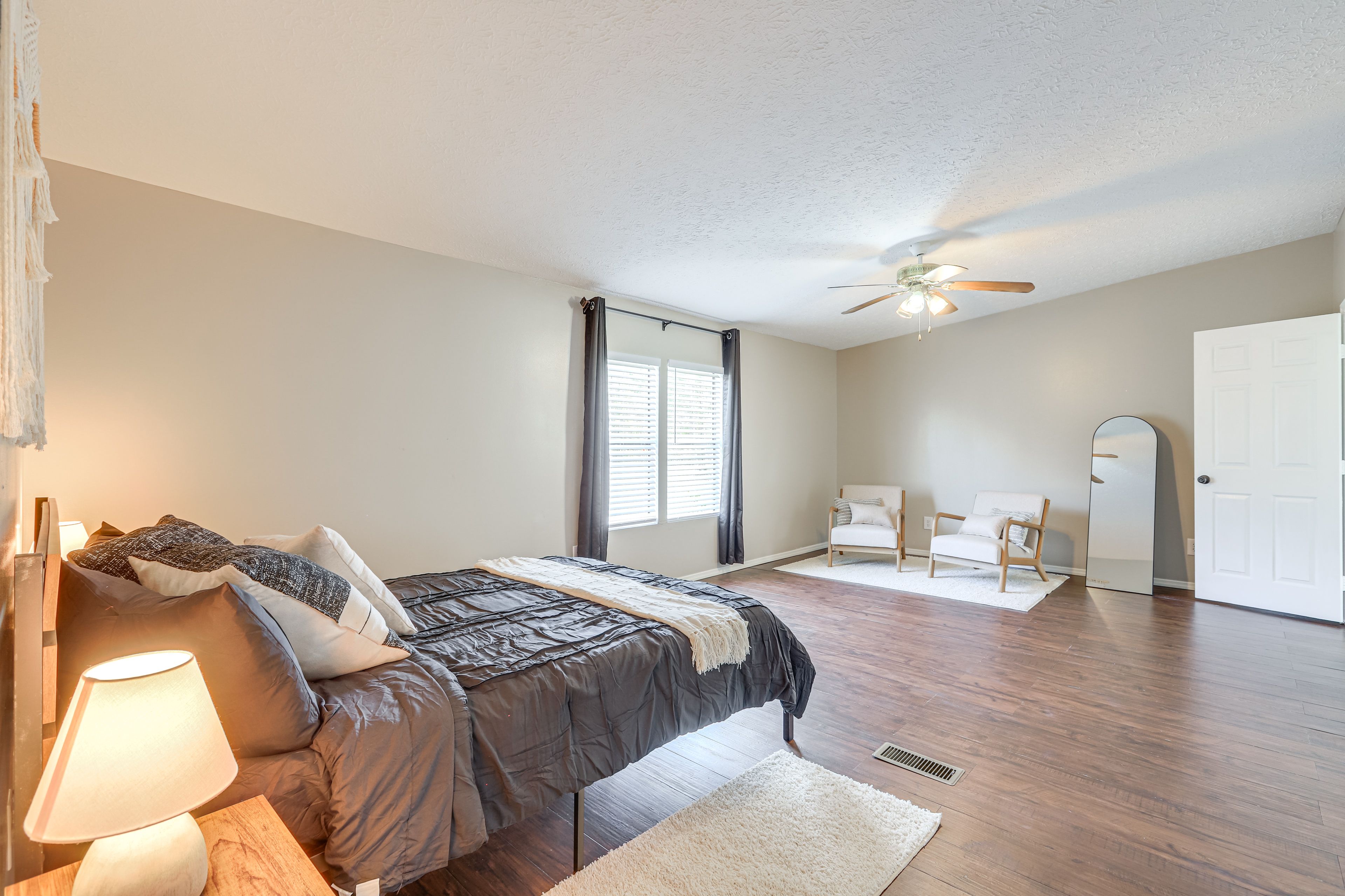 Bedroom 1 | Queen Bed | Linens Provided