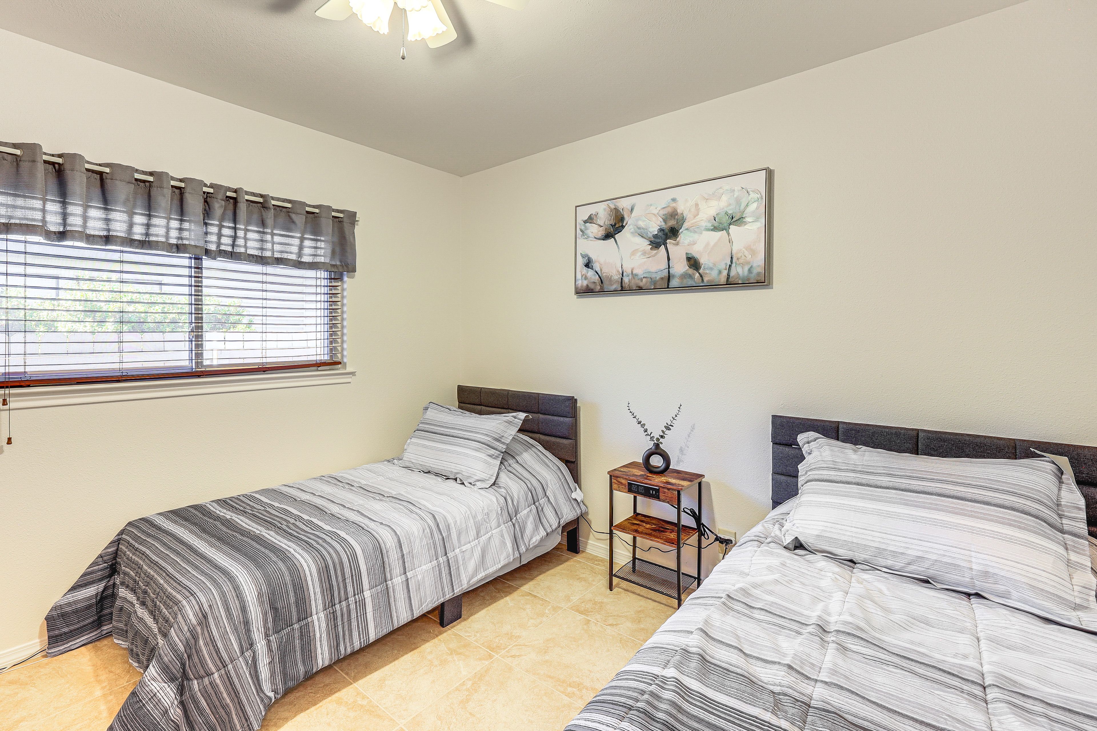 Bedroom 3 | 2 Twin Beds