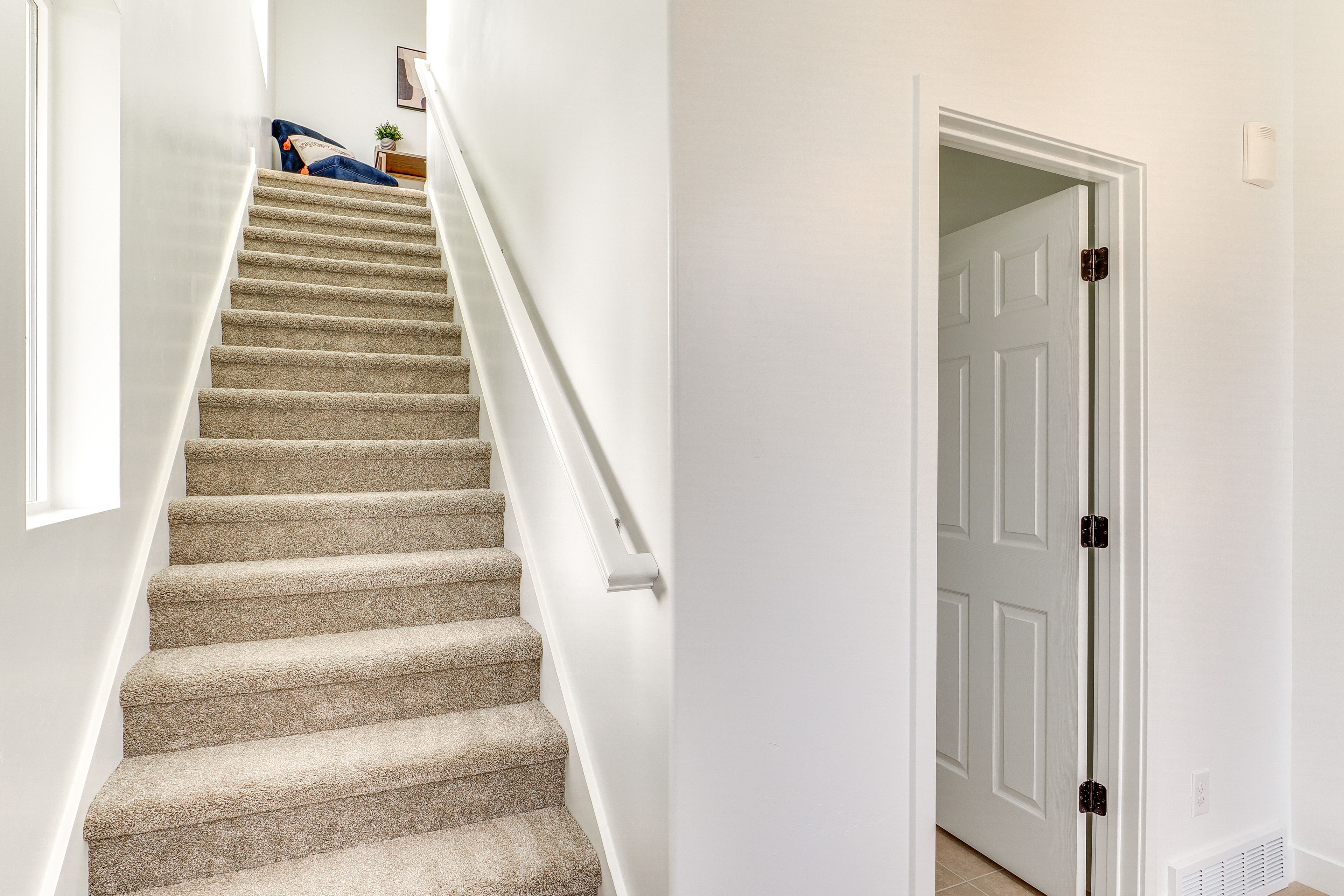 Stairs to 2nd Floor