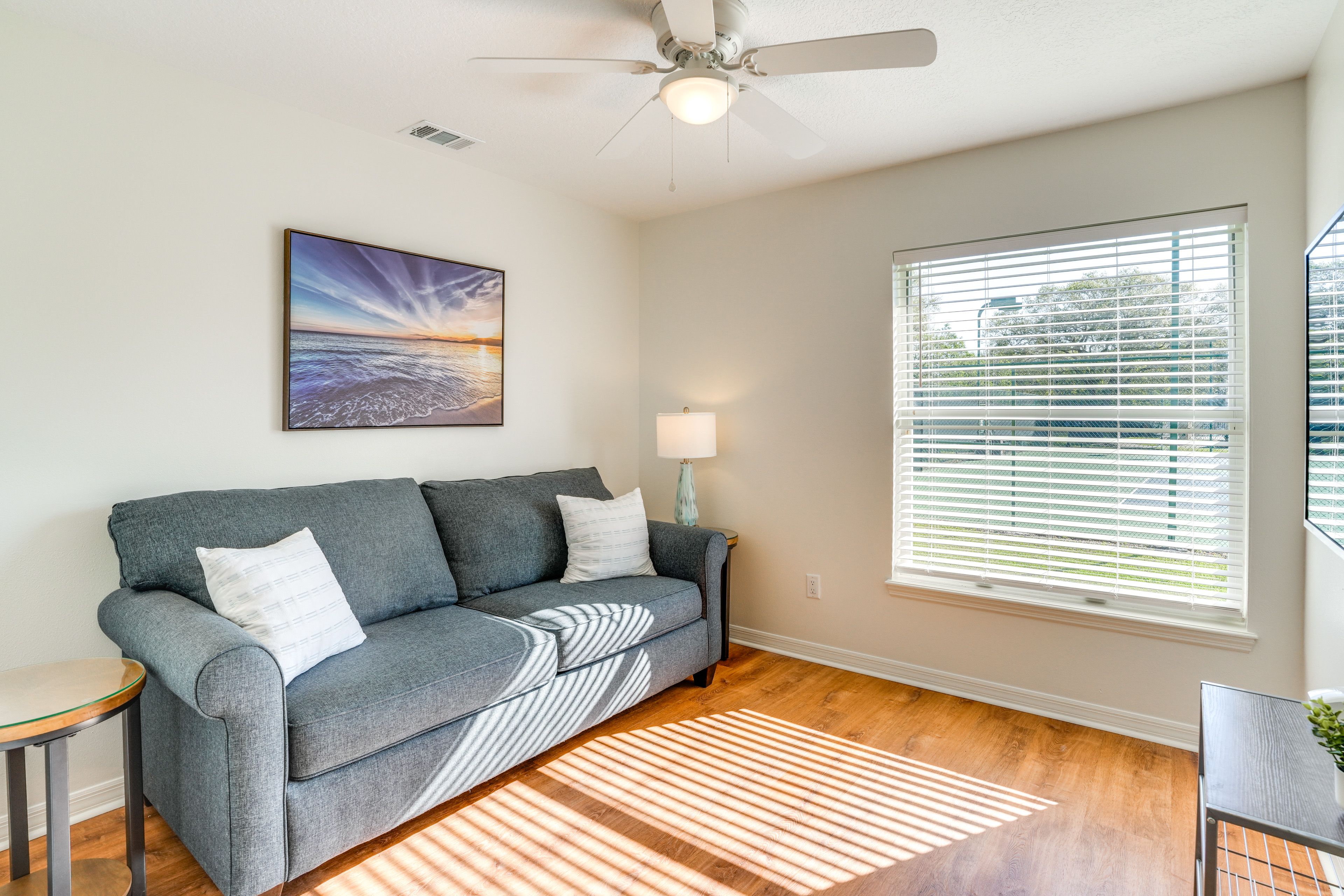 Den | Queen Sleeper Sofa | Smart TV
