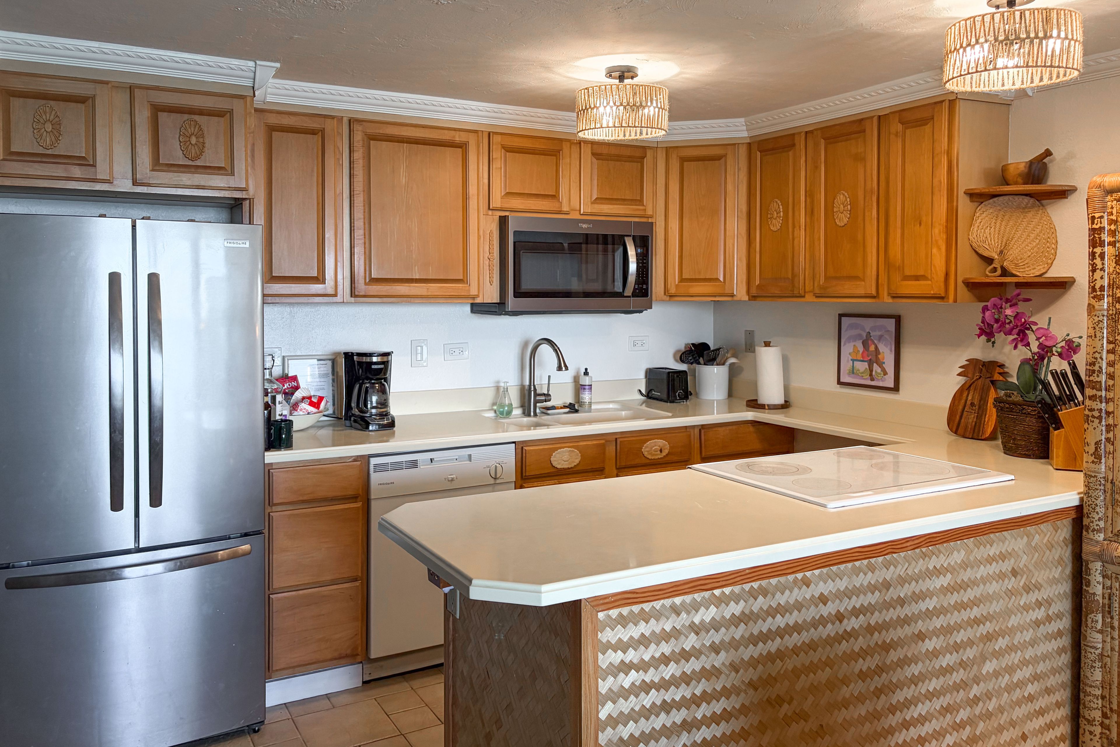 Kitchen | Drip Coffee Pot | Toaster | Dishwasher